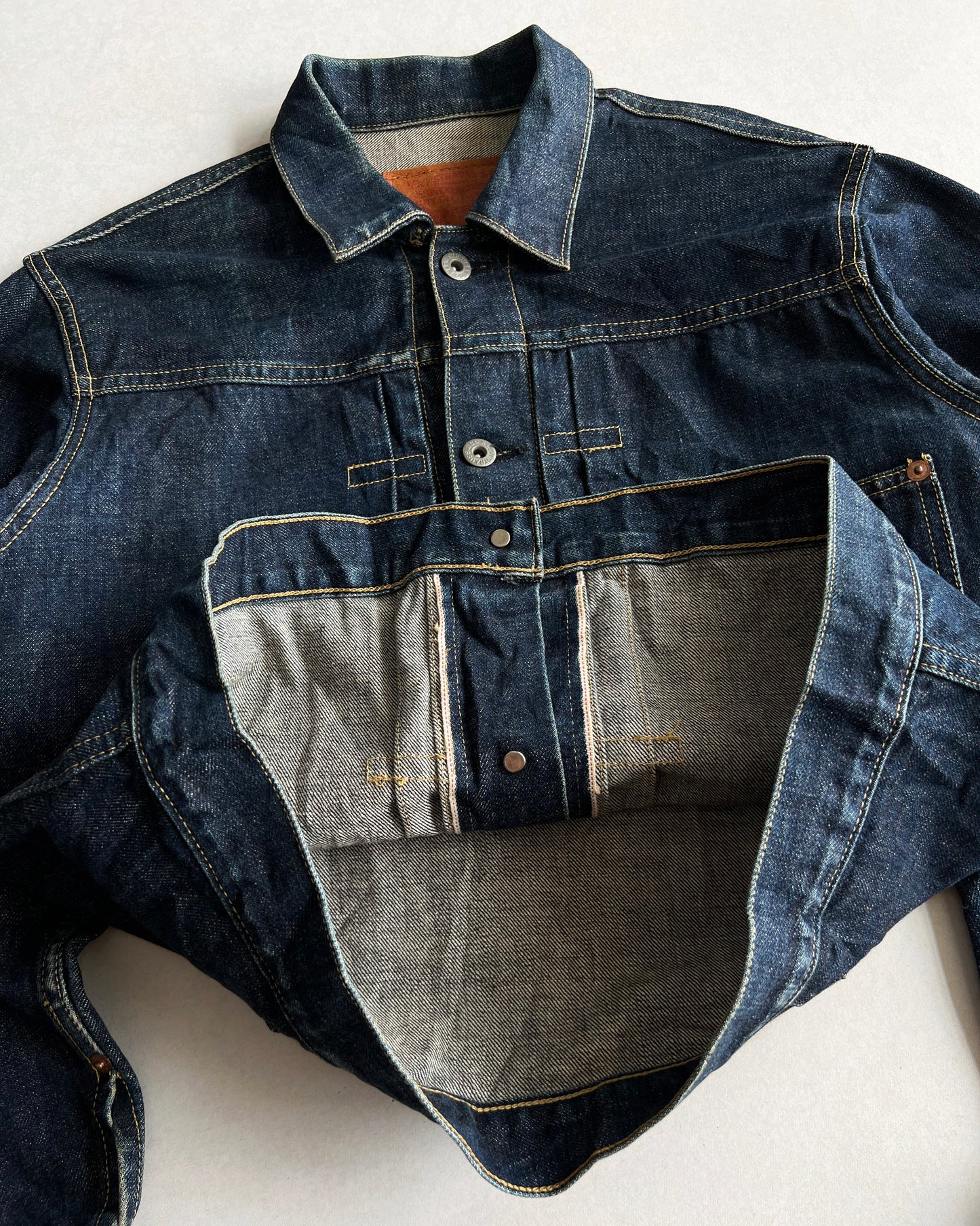 1990S DARK WASHED BIG E LEVI'S TYPE I SELVEDGE DENIM JACKET (M)