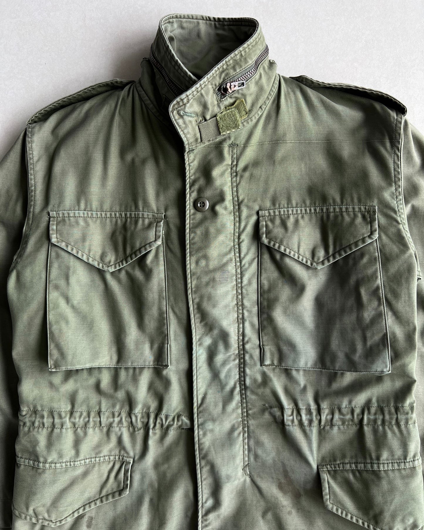 1970S NAMWAR US ARMY M-65 OG107 JACKET (SMALL SHORT)