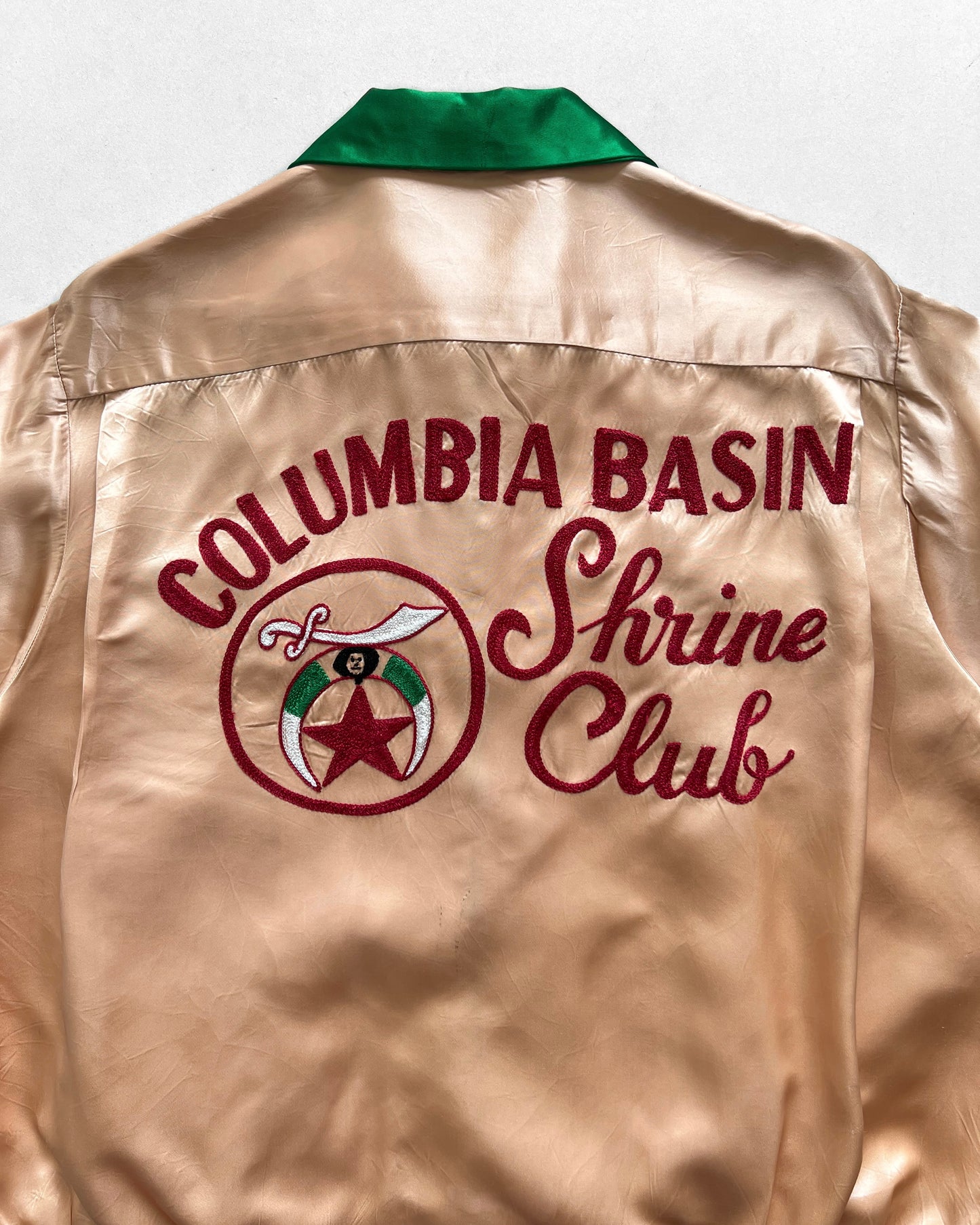 1940S TWO-TONE SATIN “COLUMBIA BASIN SHRINE CLUB' BOWLER'S JACKET (L)