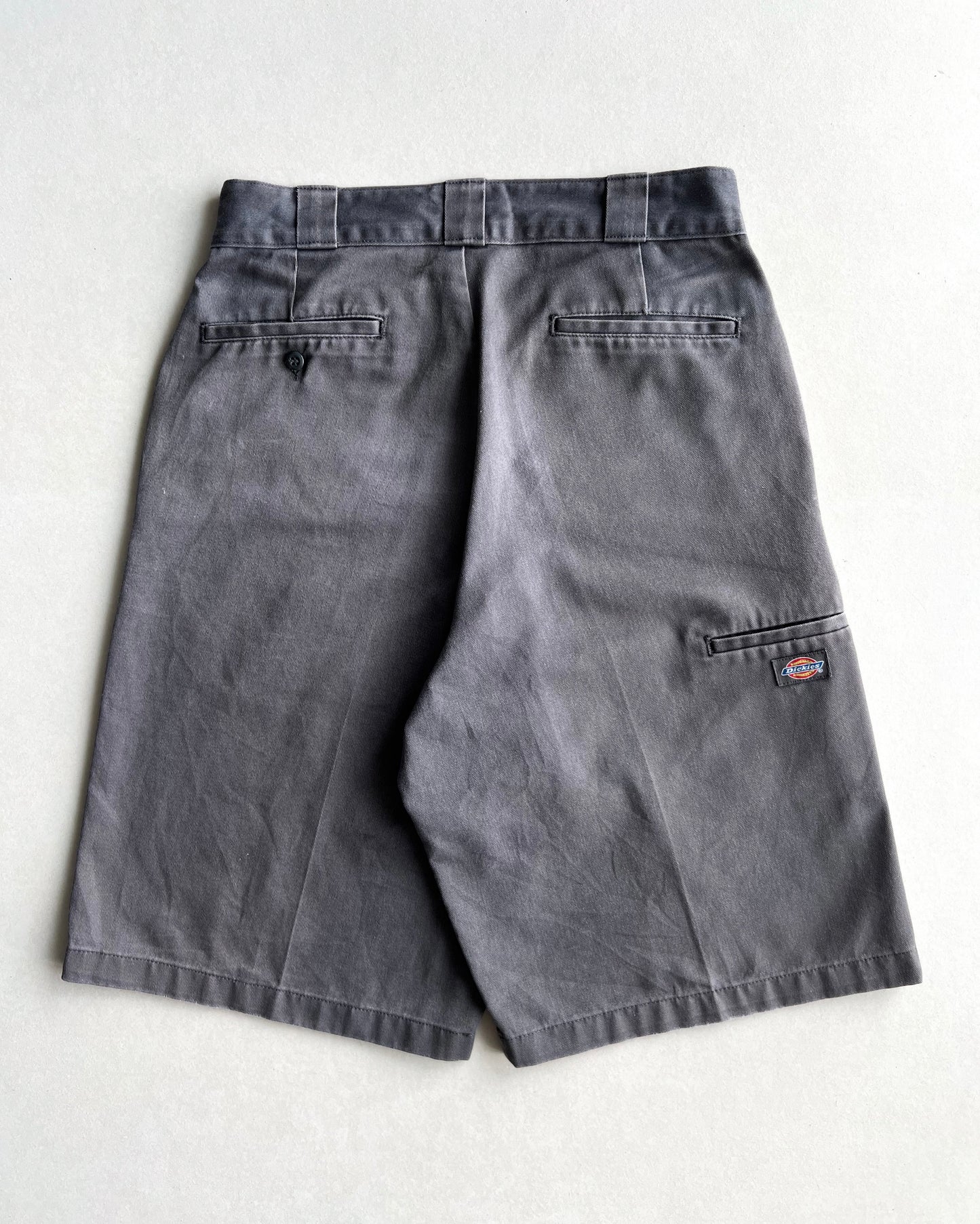 1990S FADED GREY DICKIES JORTS (31X00)