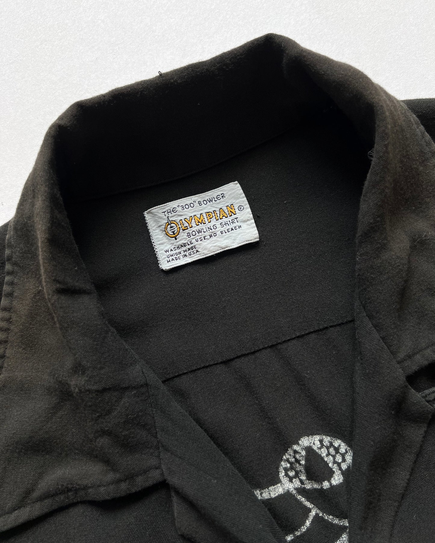 1950S FADED OLYMPIAN 'THE PADDOCK' RAYON BOWLING SHIRT (L)