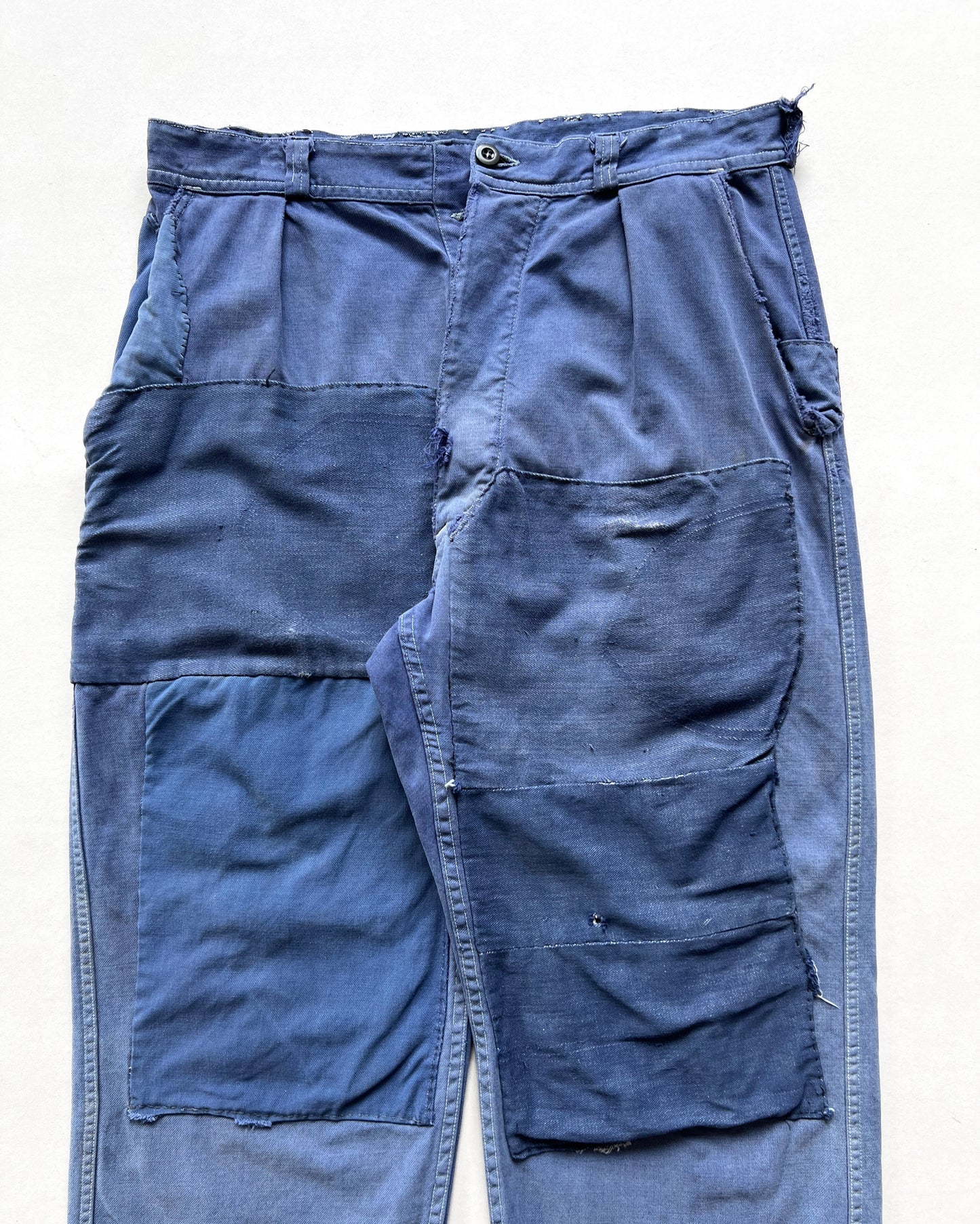 1950S FADED INDIGO FRENCH REPAIRED WORK PANTS (34)
