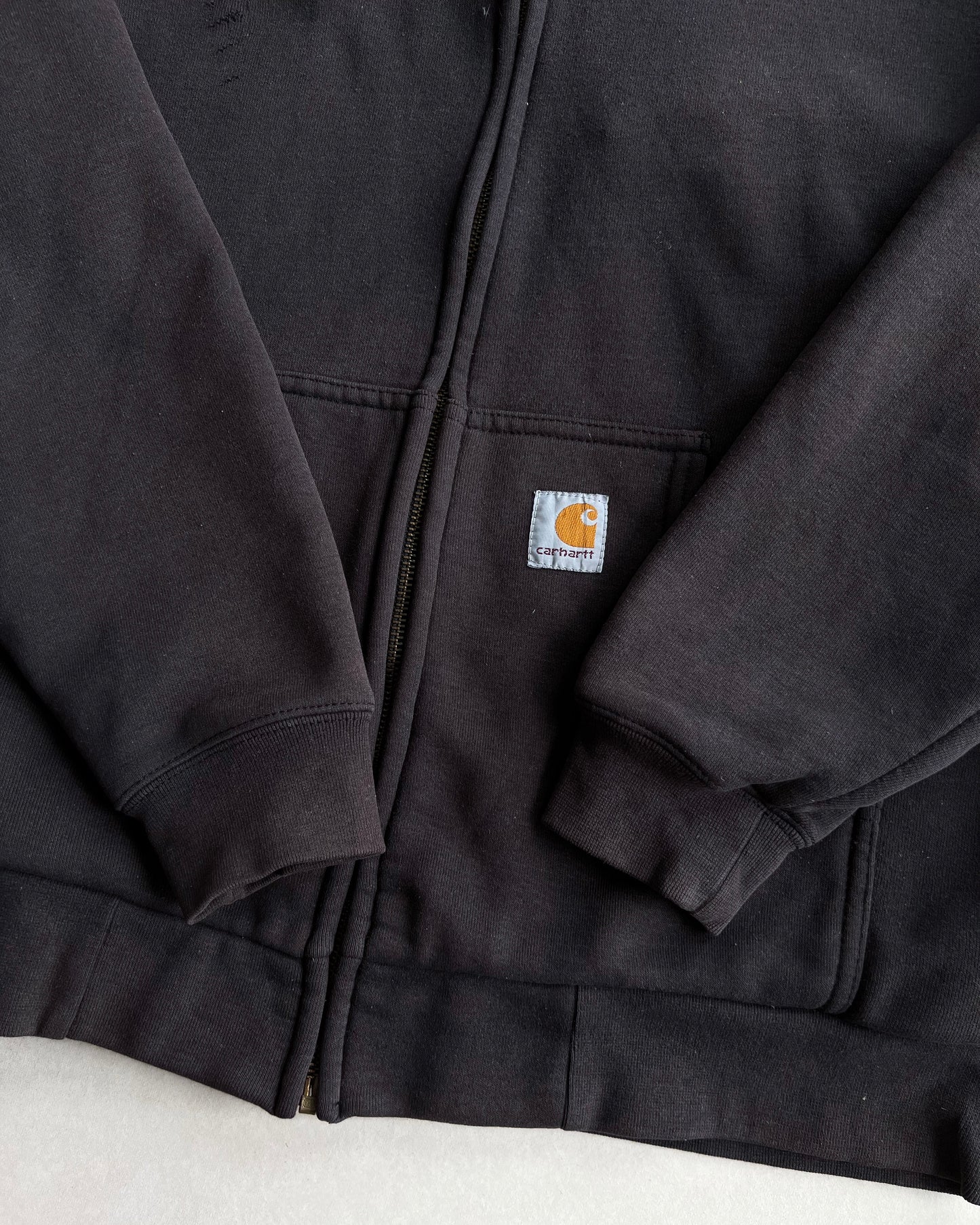 1990S FADED BLACK CARHARTT LOGO ZIP-UP HOODIE (M/L)
