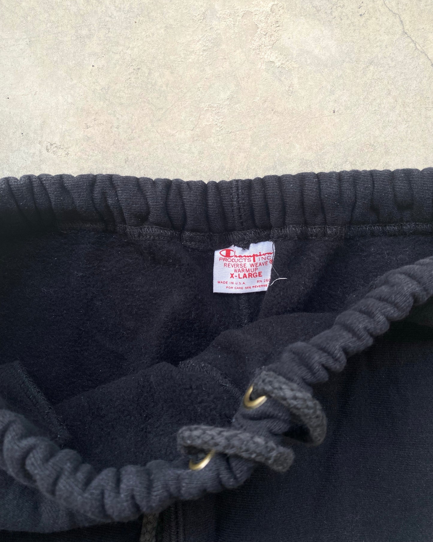 1990S BLACK CHAMPION REVERSE WEAVE SWEATPANTS (28-36)