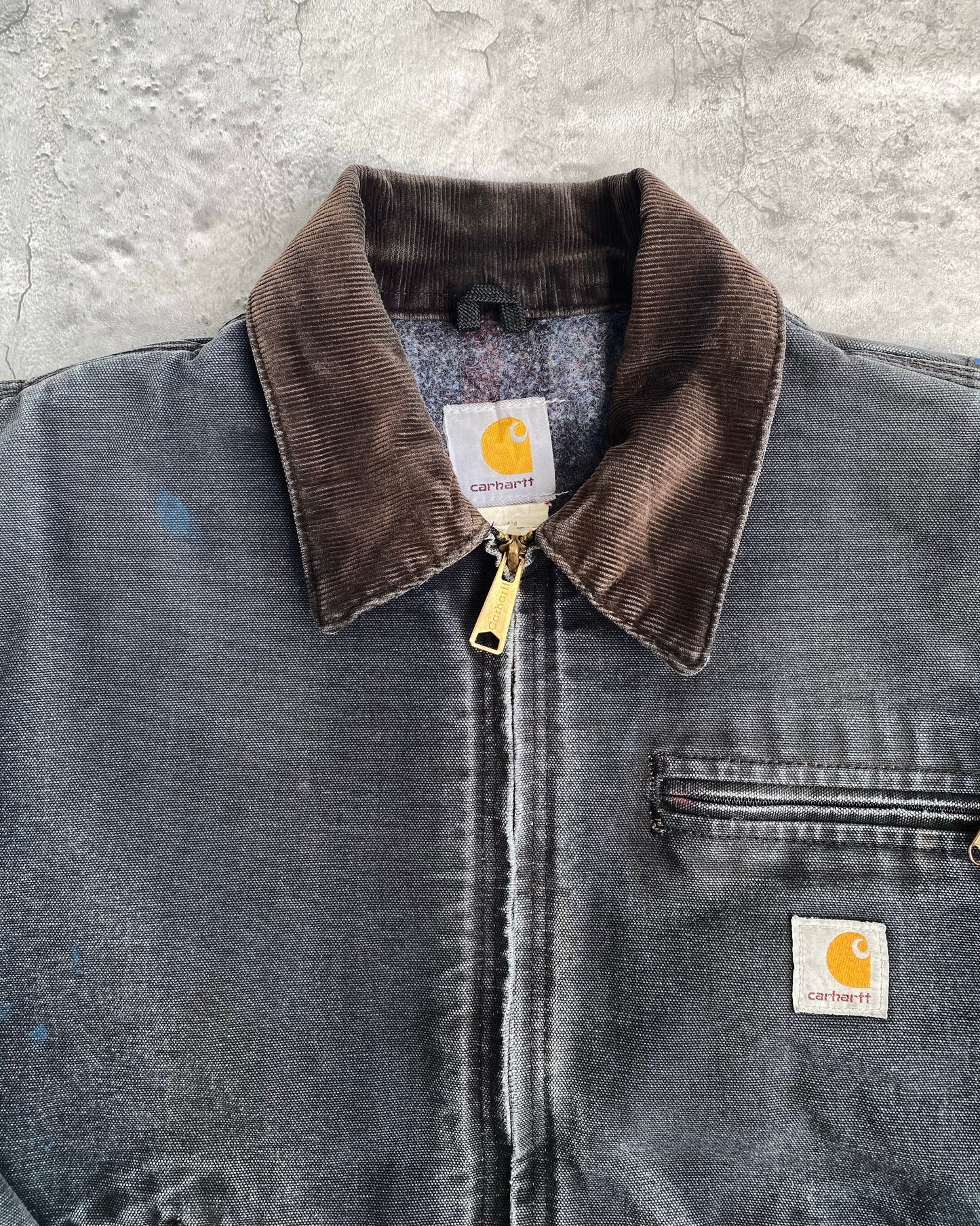 1990S SUN FADED BLACK CARHARTT DETROIT JACKET (S-L)