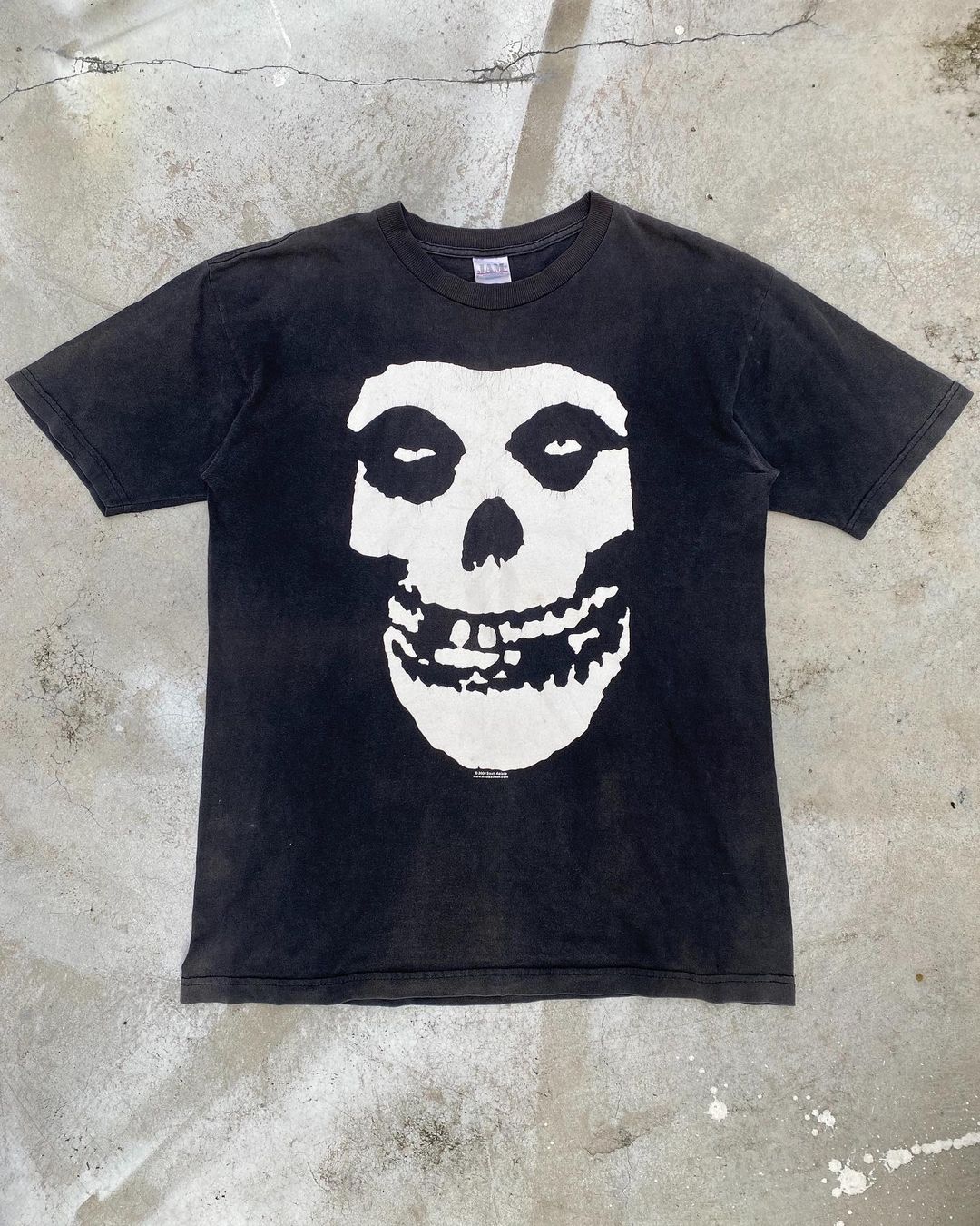 2000 Sun Faded Misfits Skull Tee