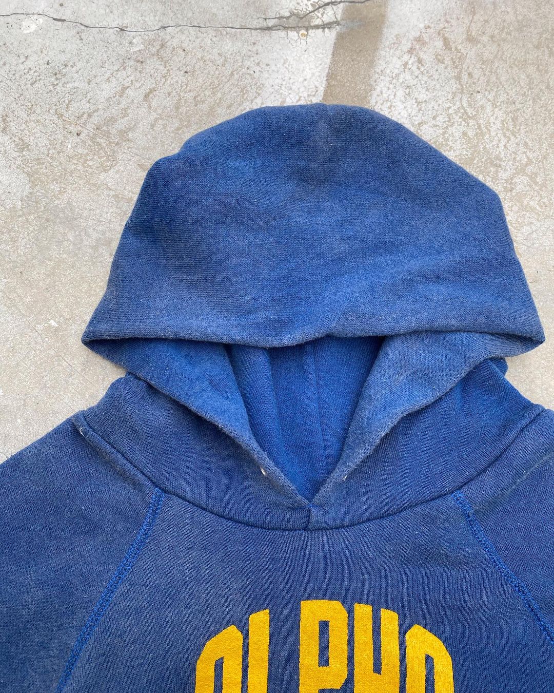1980s Sun Faded ‘Alpha Wrestling’ Raglan Hoodie
