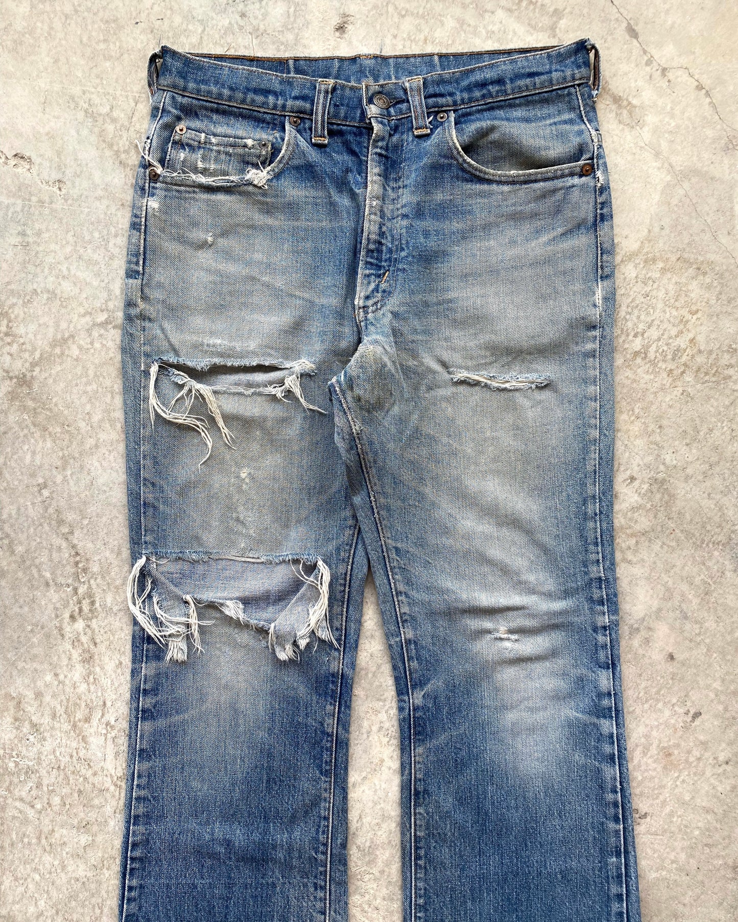 1970S FADED WASHED LEVI'S 517 DISTRESSED FLARE JEANS (32X30)