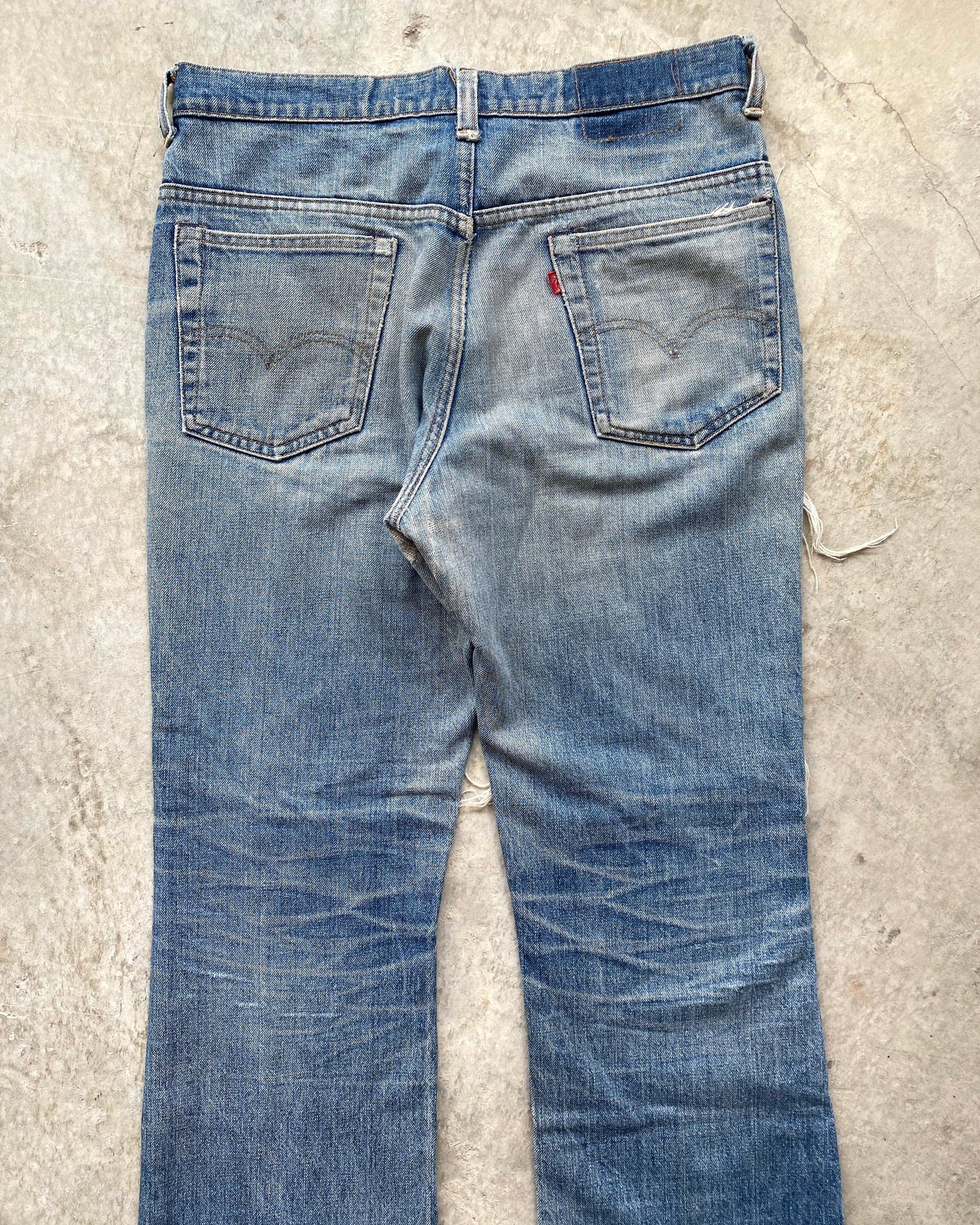 1970S FADED WASHED LEVI'S 517 DISTRESSED FLARE JEANS (32X30)