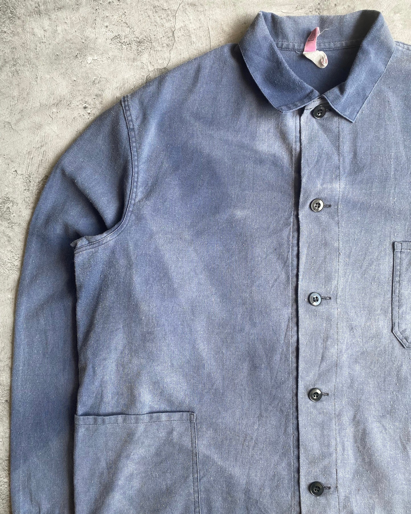 1970S SUN FADED FRENCH CHORE JACKET (L/XL)