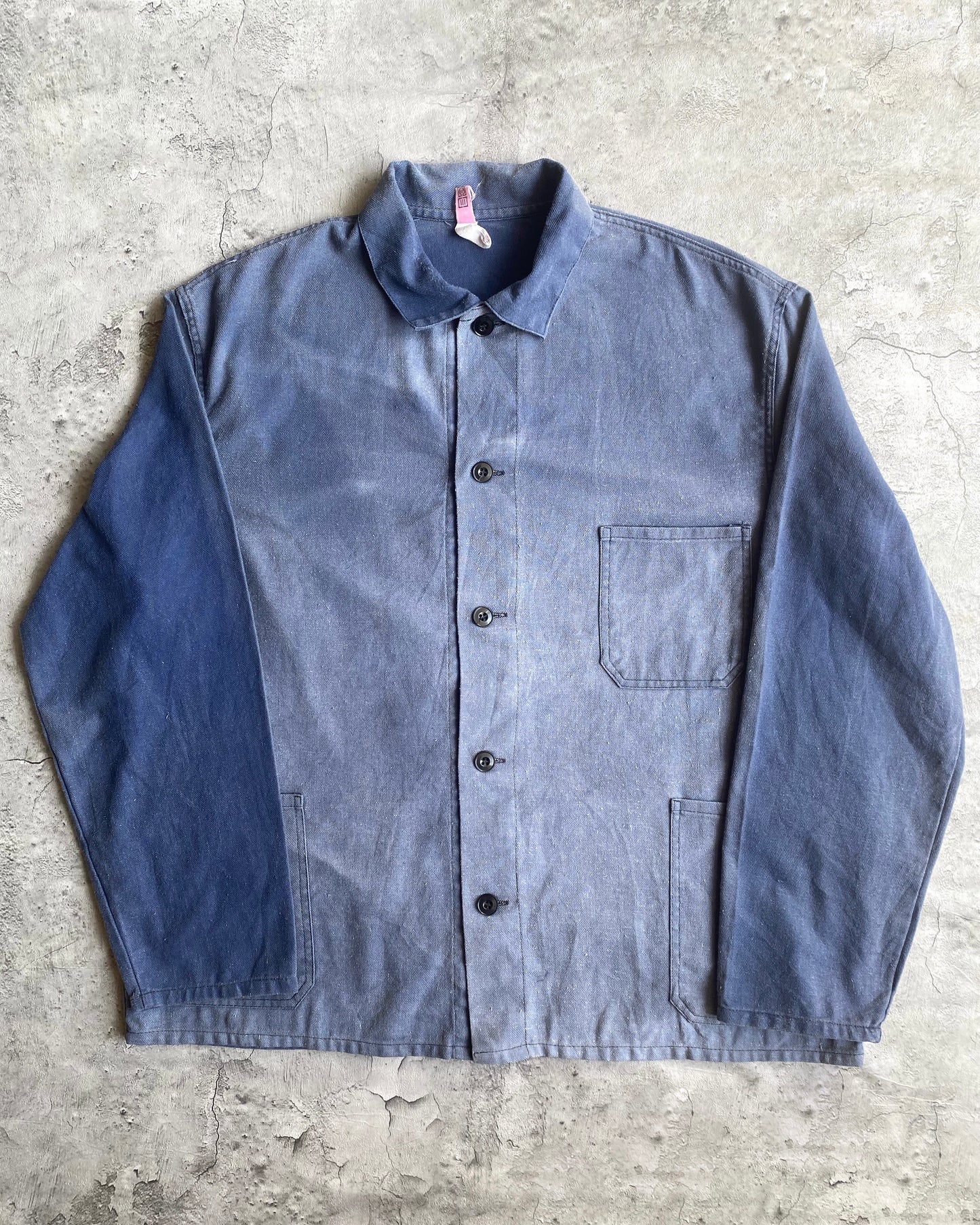 1970S SUN FADED FRENCH CHORE JACKET (L/XL)