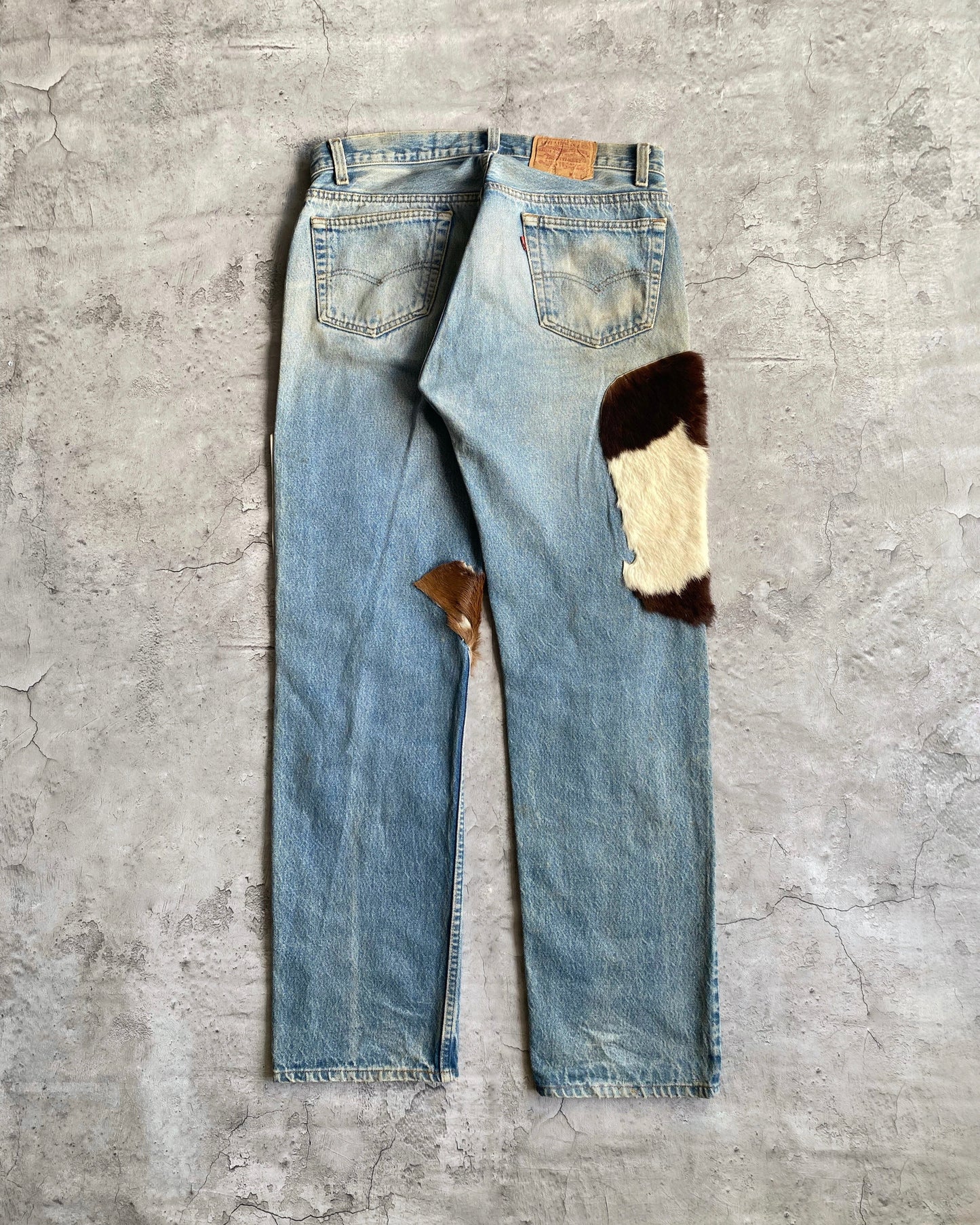 1980S PONY LEATHER/HAIR LEVI'S 501 JEANS (34x32)