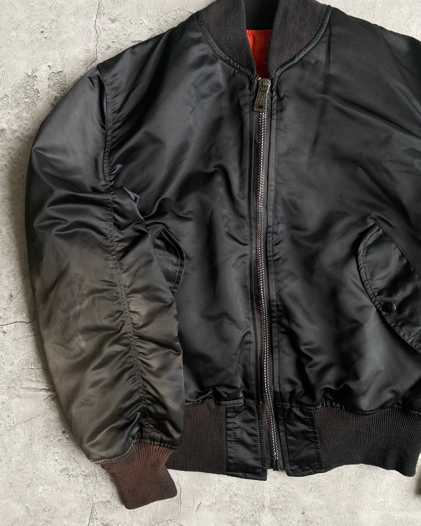 1980S SUN FADED NYLON REVERSIBLE BOMBER JACKET (M-XL)