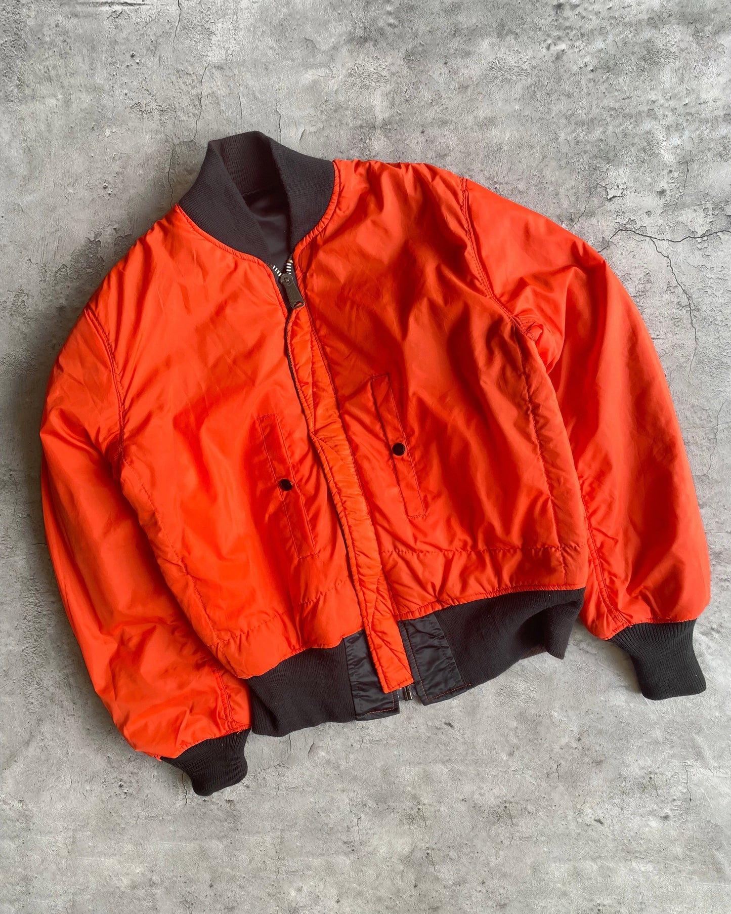 1980S SUN FADED NYLON REVERSIBLE BOMBER JACKET (M-XL)