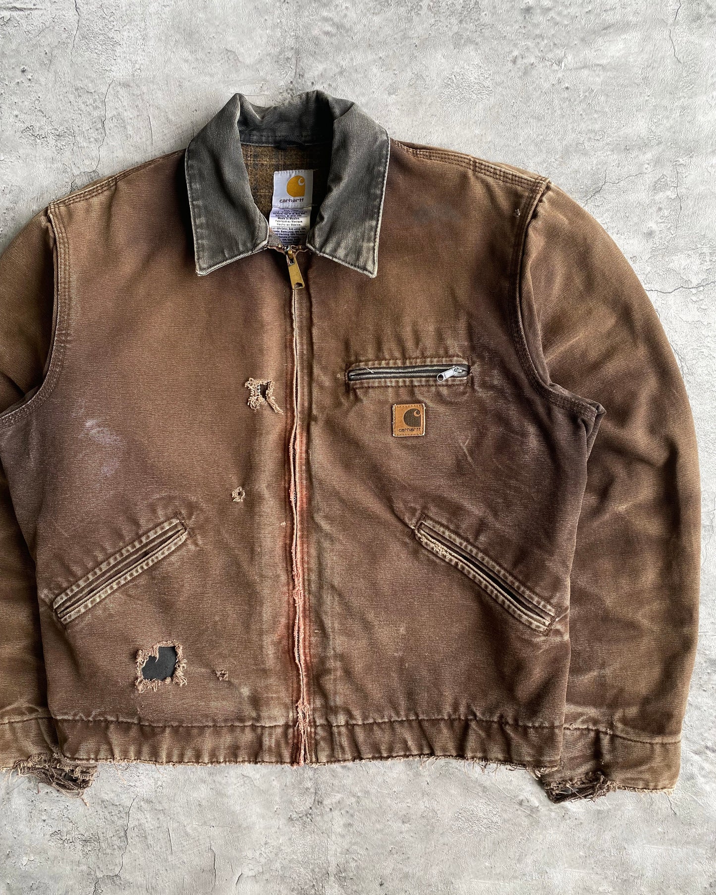 1990S SUN FADED BROWN DISTRESSED CARHARTT DETROIT JACKET (M)