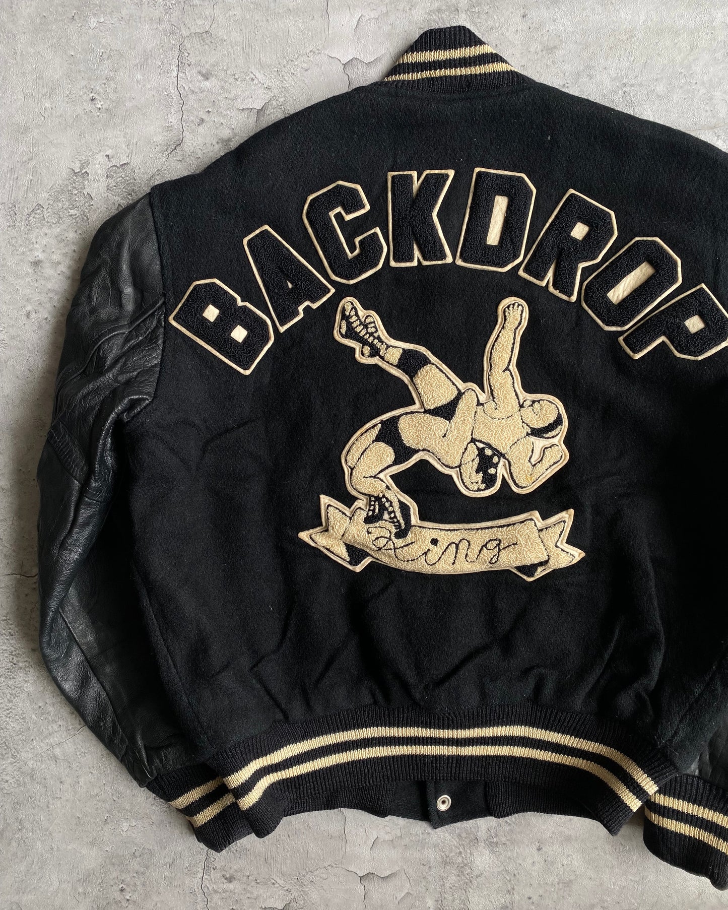 1977 'BACKDROP KING' LEATHER SLEEVES VARSITY JACKET (M/L)