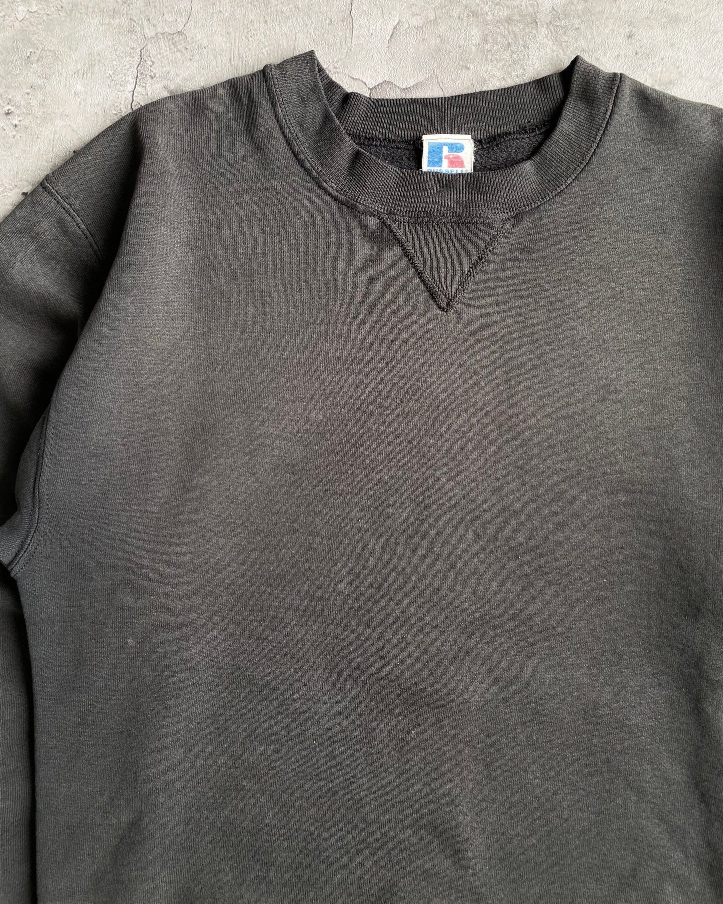 1990S SUN FADED RUSSELL SWEATSHIRT (M)
