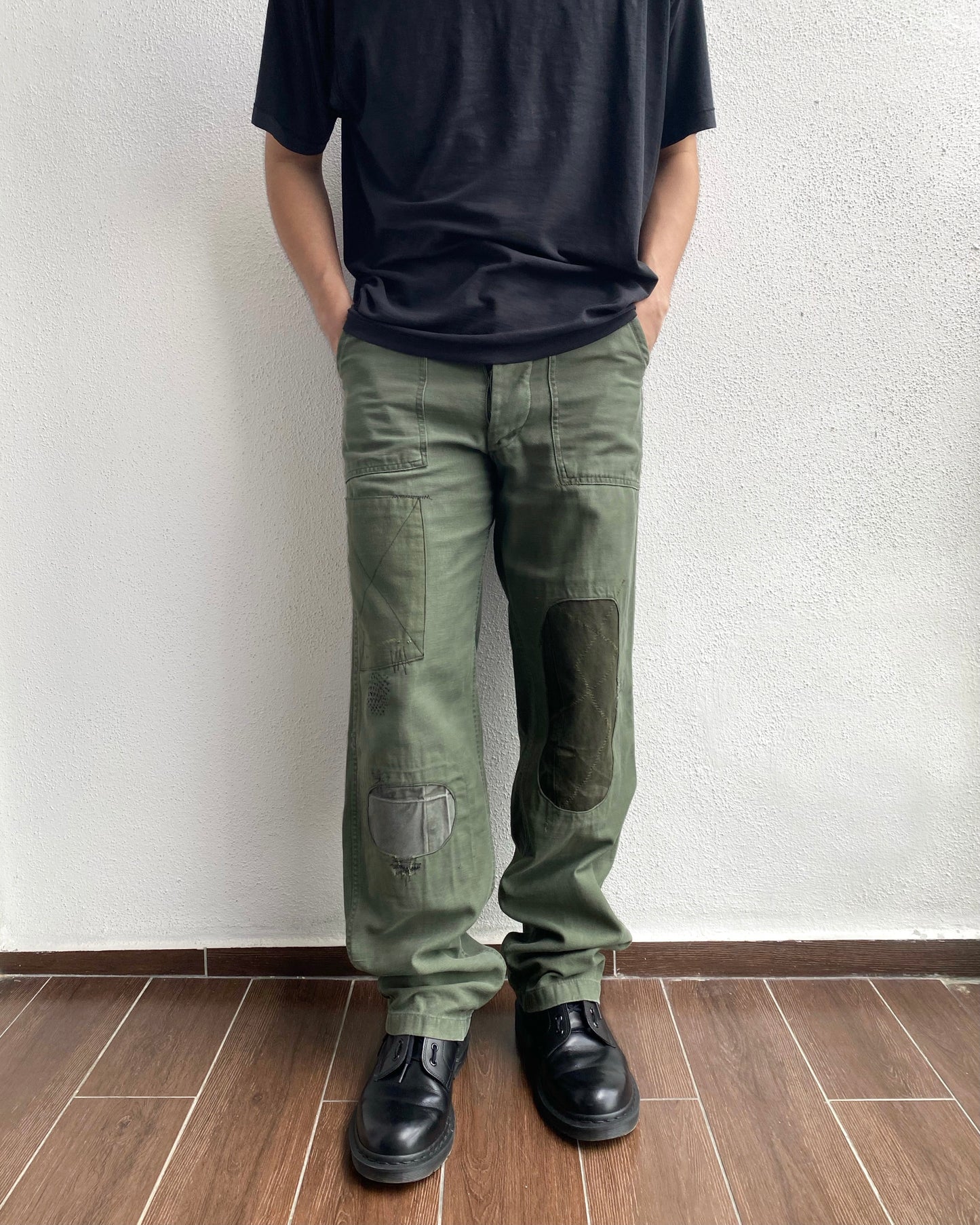 1960S PATCHED OG-107 SATEEN US ARMY TROUSERS (28-32)