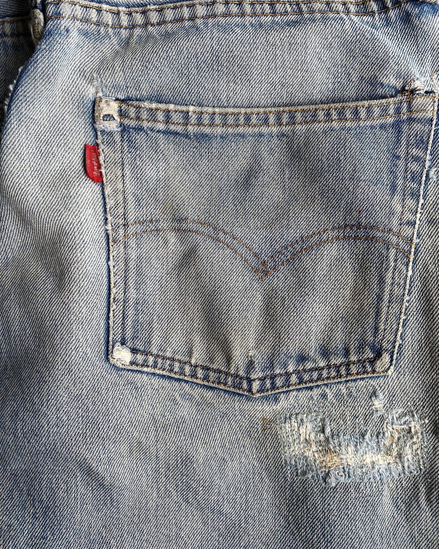 1970S BORO REPAIRED LEVI'S 501 REDLINE SELVEDGE JEANS (32X30)
