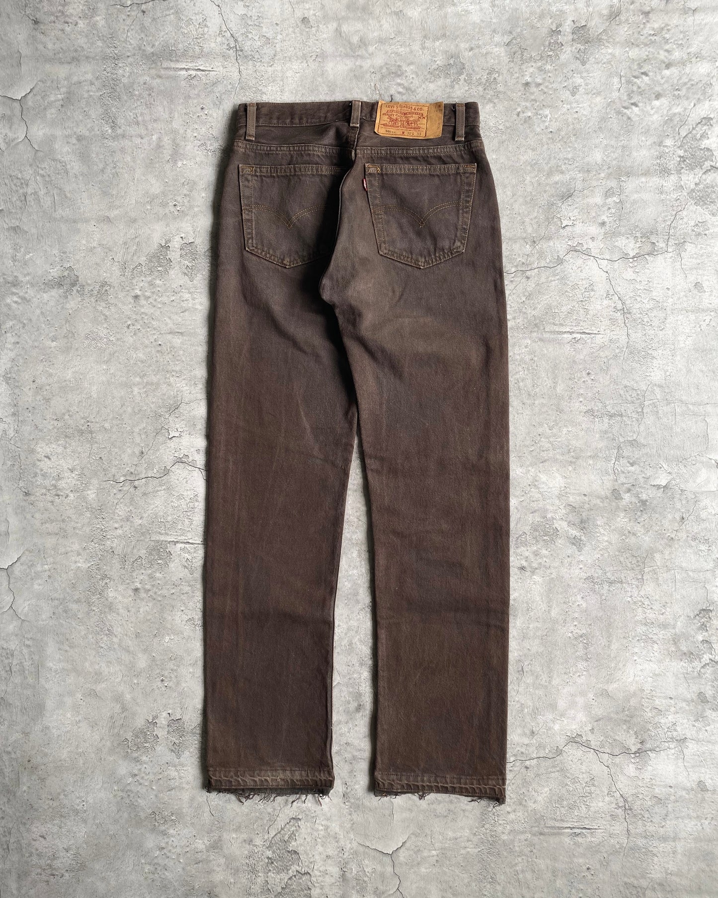 1990S BROWN LEVI'S 501 RELEASED HEM JEANS (32X33)