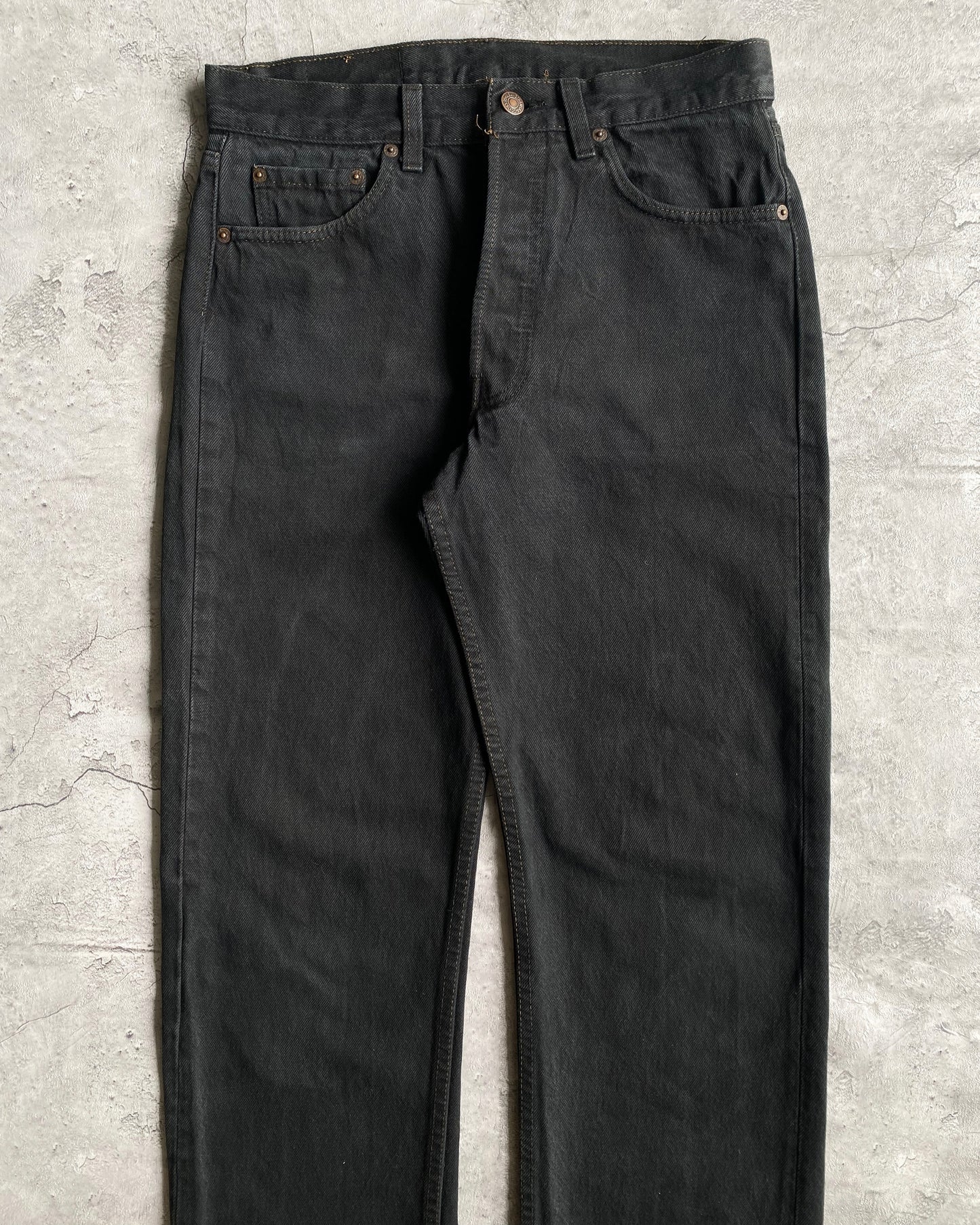 1980S BLACK OVERDYED LEVI'S 501 RELEASED HEM JEANS (30X30)
