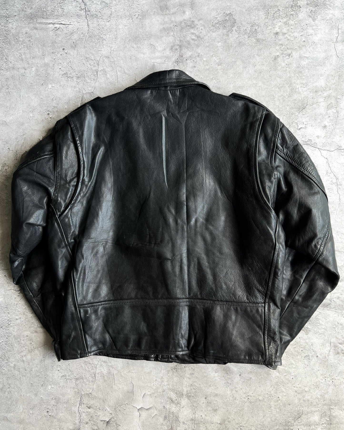 1980S BLACK BIKER LEATHER JACKET (M/L)