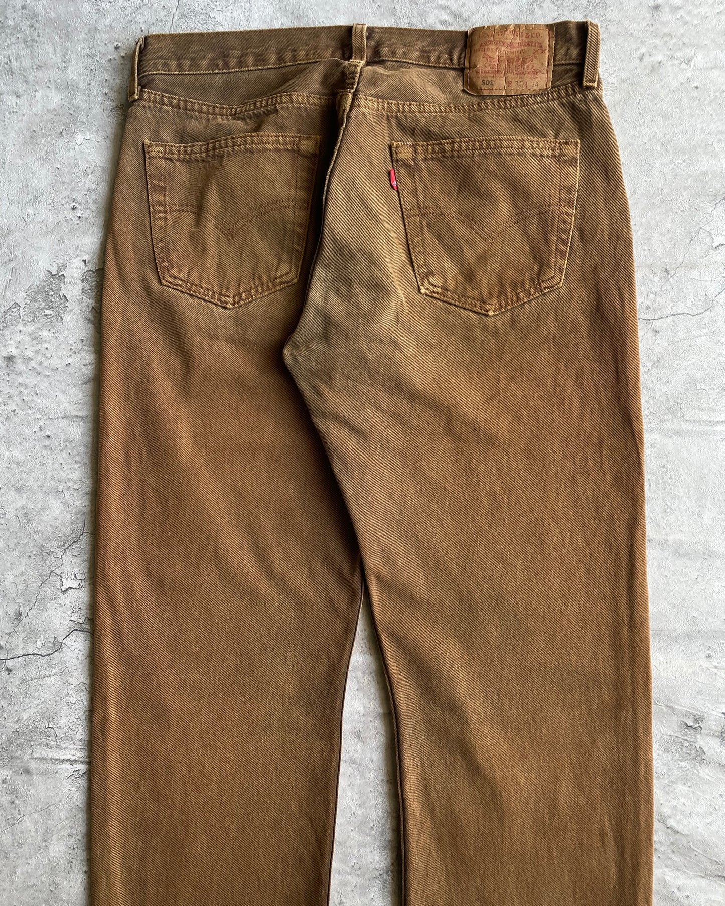 1990S SUN FADED BROWN LEVI'S 501 JEANS (34X34)