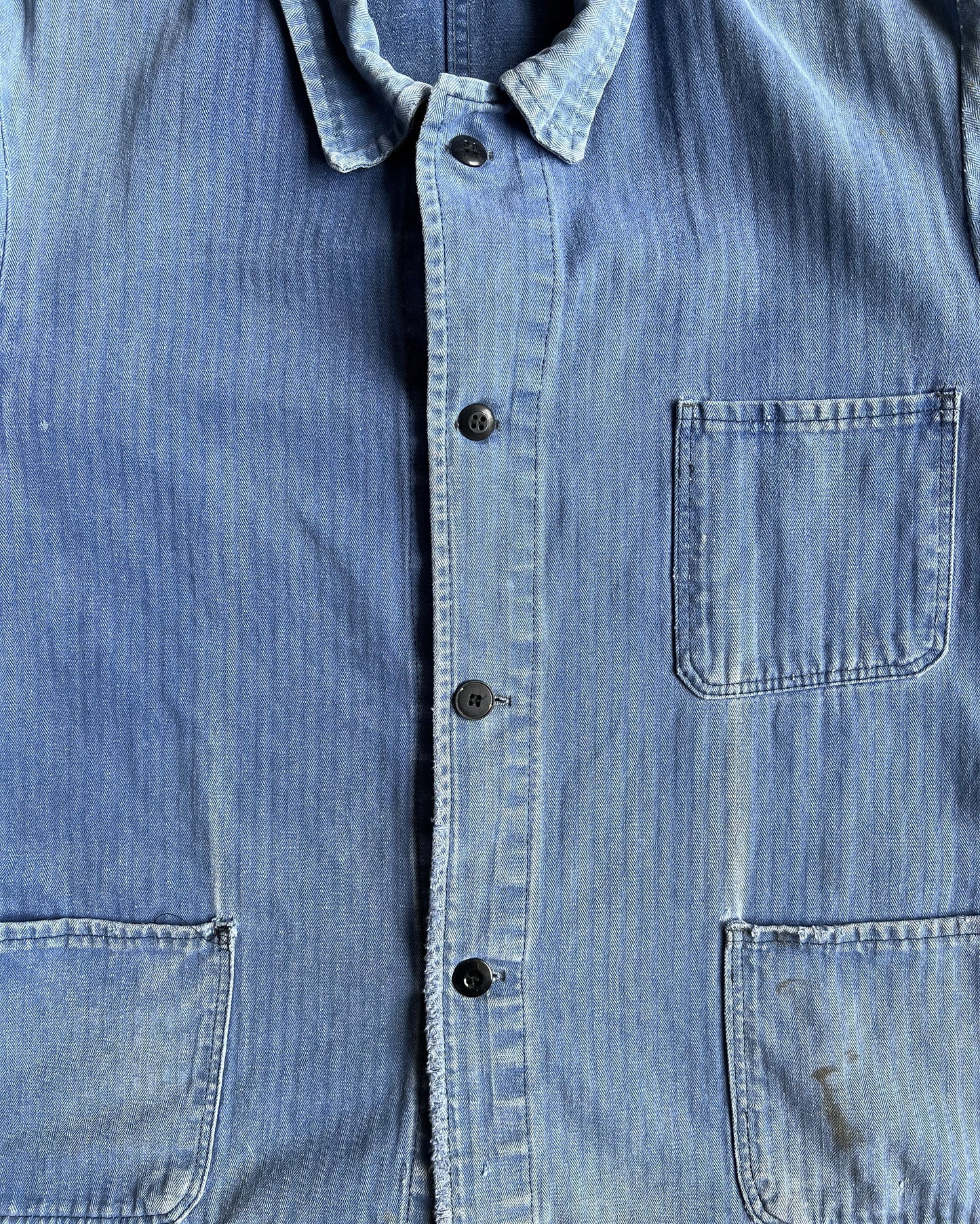 1950S SUN FADED HBT FRENCH WORK REPAIRED CHORE JACKET (L)