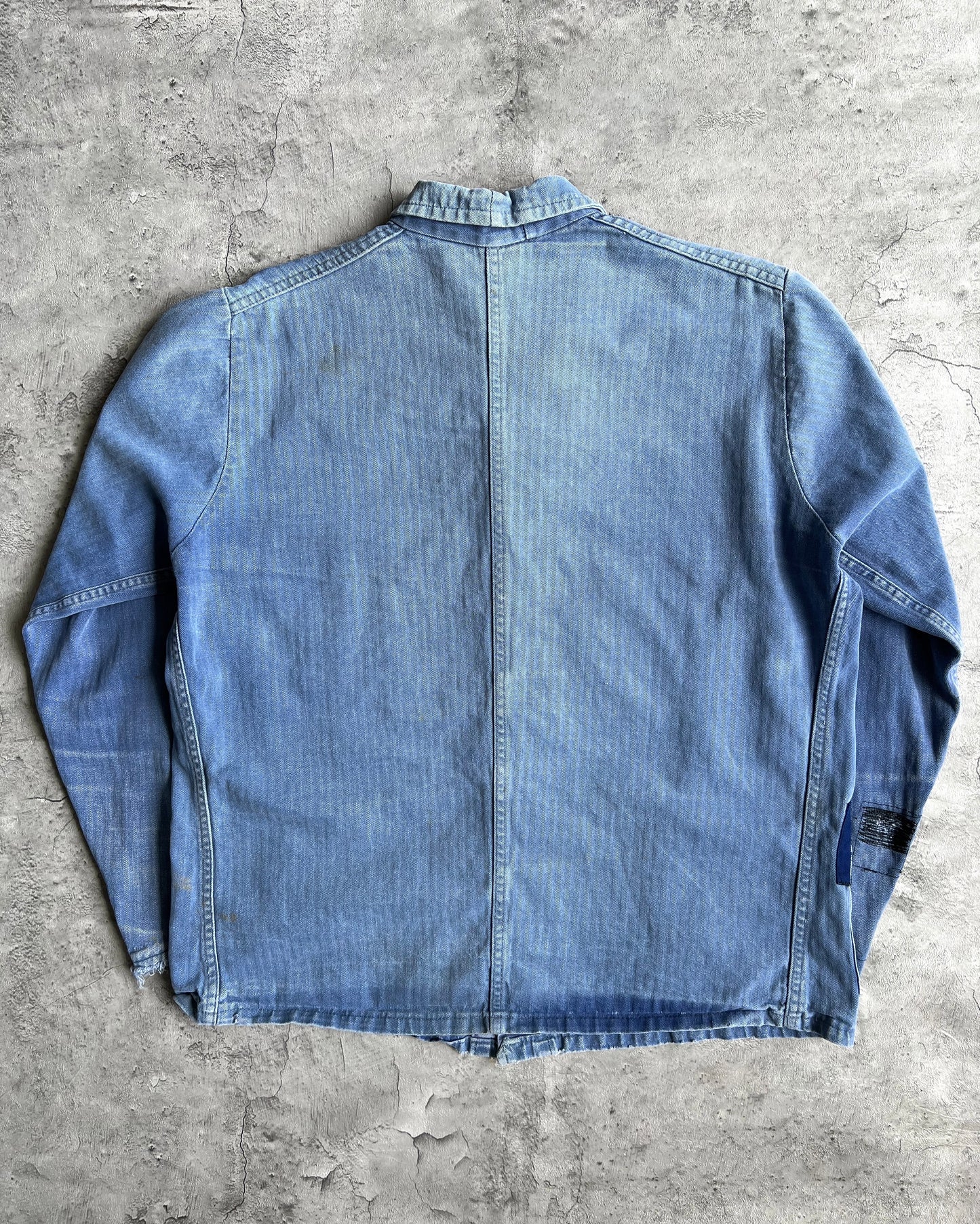 1950S SUN FADED HBT FRENCH WORK REPAIRED CHORE JACKET (L)