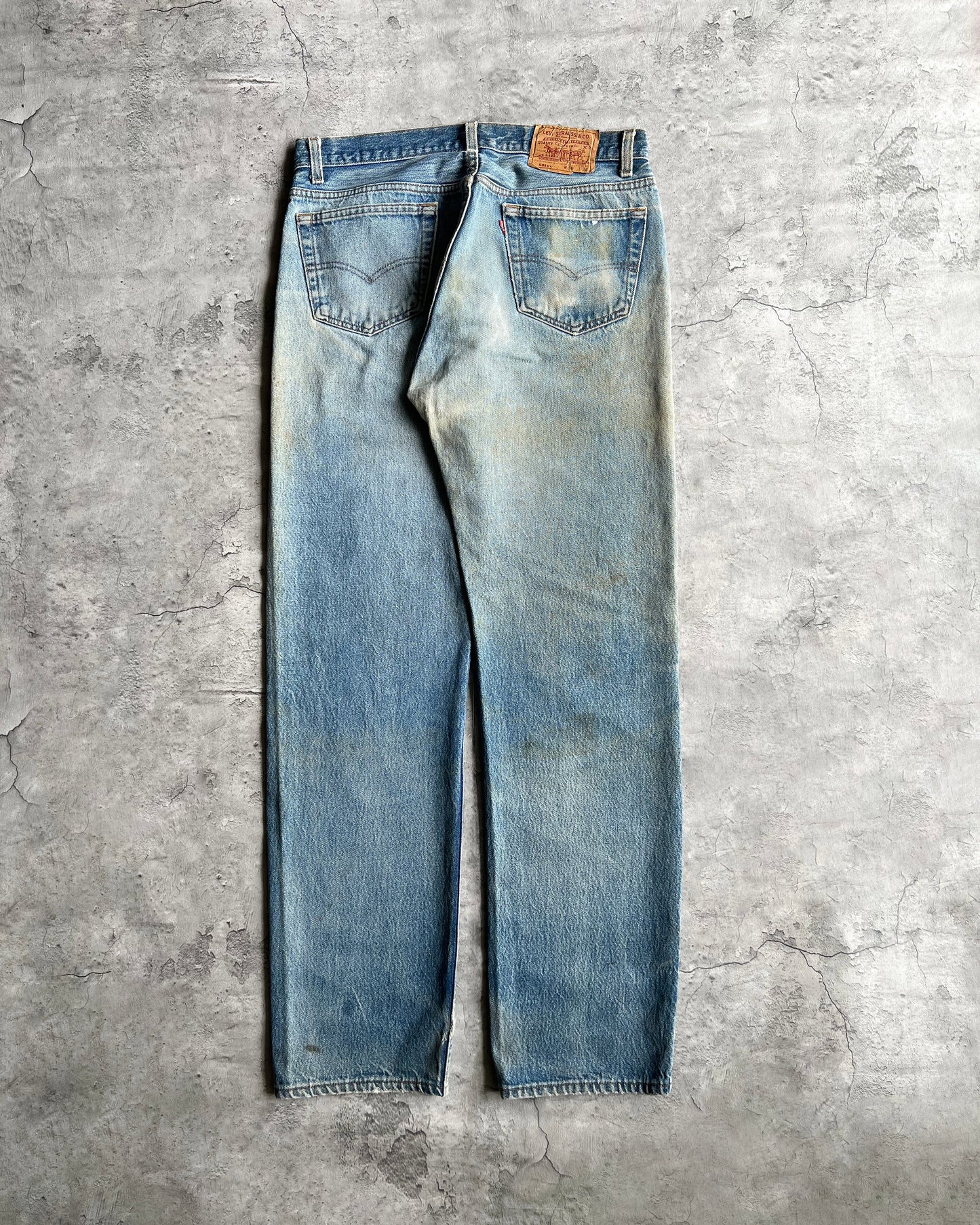 1990S FADED WASHED LEVI'S 501 PATCHED JEANS (36X36)