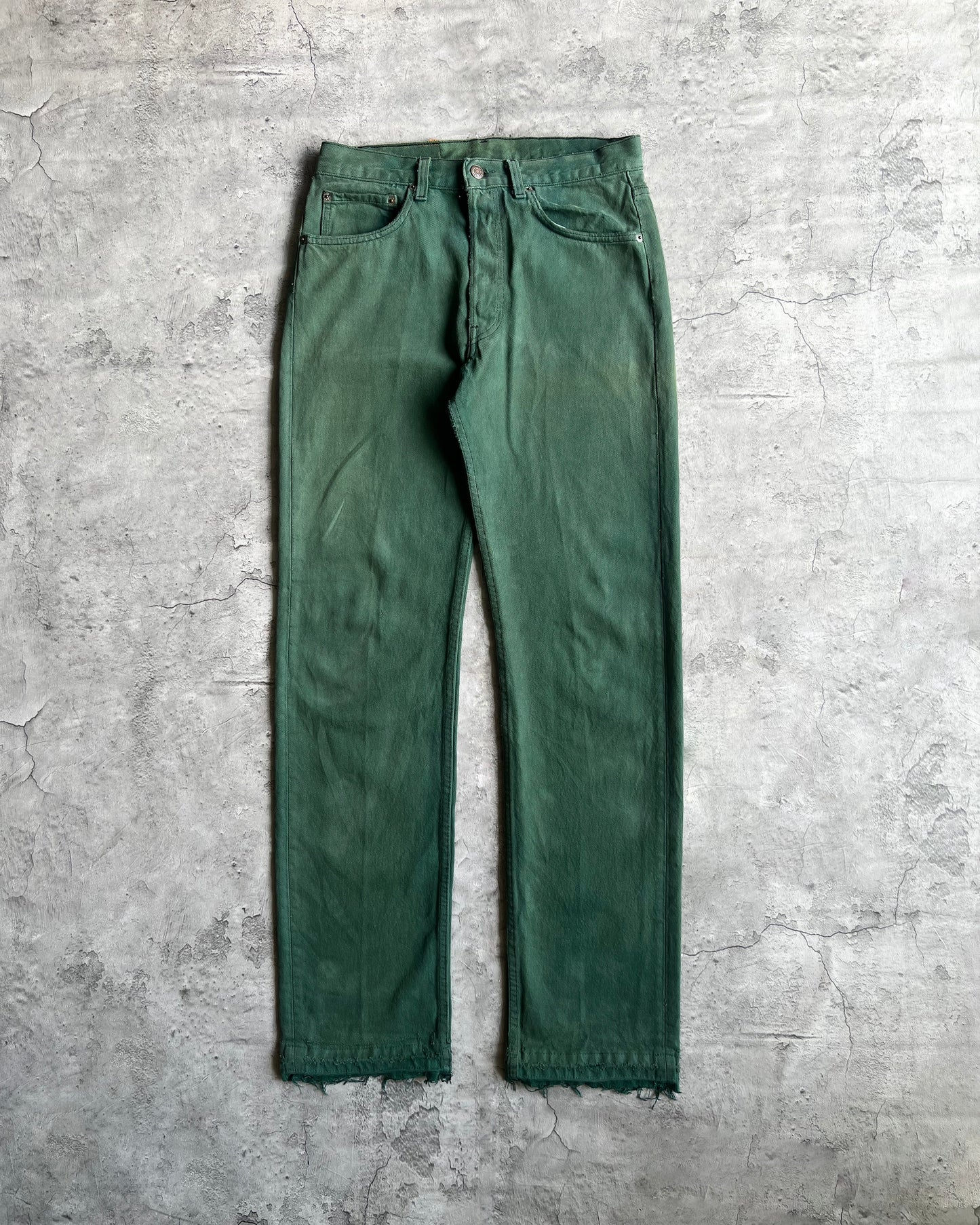 1990S FADED GREEN LEVI'S 501 RELEASED HEM JEANS (31X33)