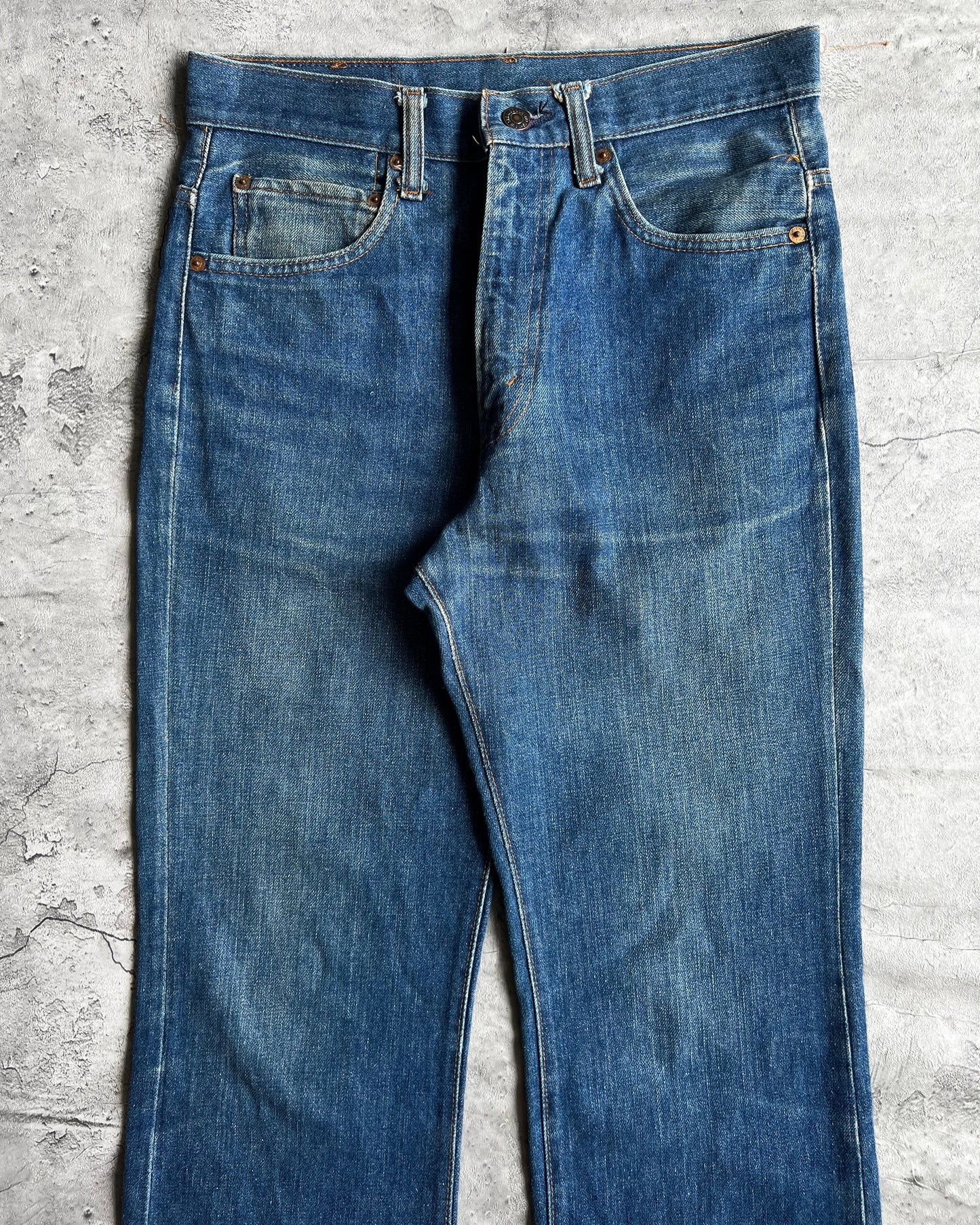 1970S DARK WASHED SINGLE STITCHED LEVI'S 517 BOOTCUT JEANS (30X32)