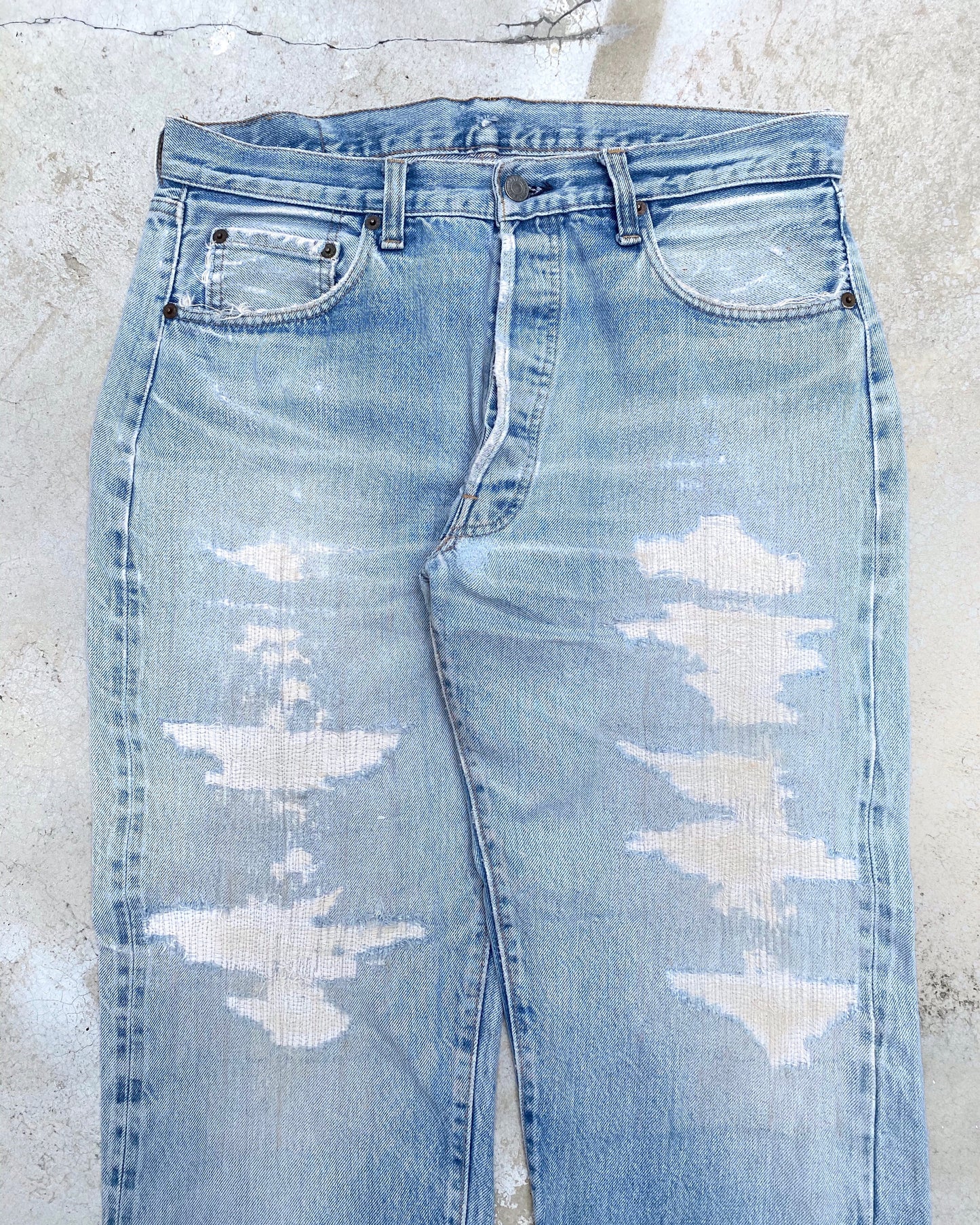 1970S LEVI’S 501 REPAIRED SELVEDGE JEANS (34X32)