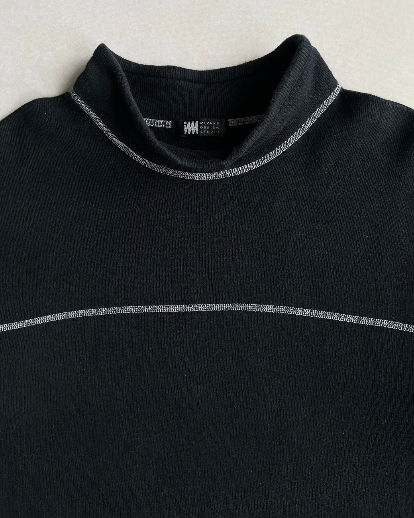 1990S ISSEY MIYAKE CONTRAST STITCH MOCK NECK SWEATSHIRT (L)