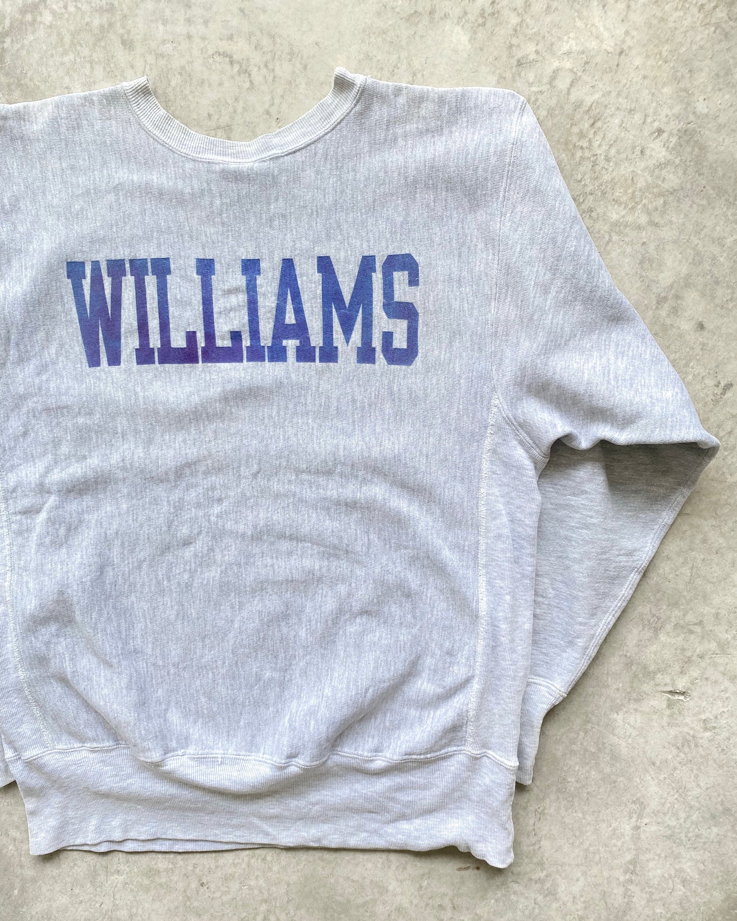 1990S 'W WILLIAM' CHAMPION REVERSE WEAVE SWEATSHIRT (M-XL)