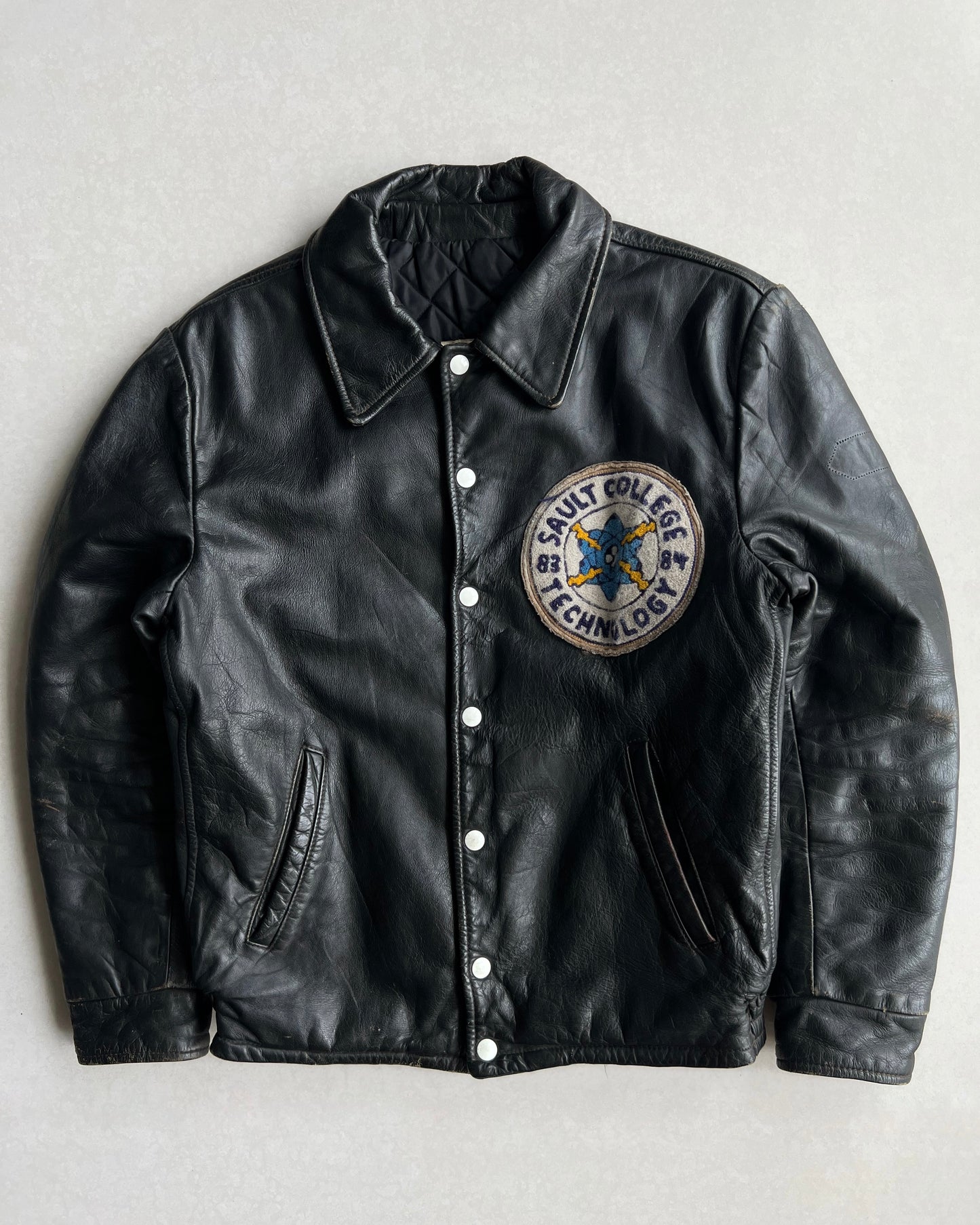 1980S 'SAULT COLLEGE TECHNOLOGY' LEATHER JACKET (S-L)