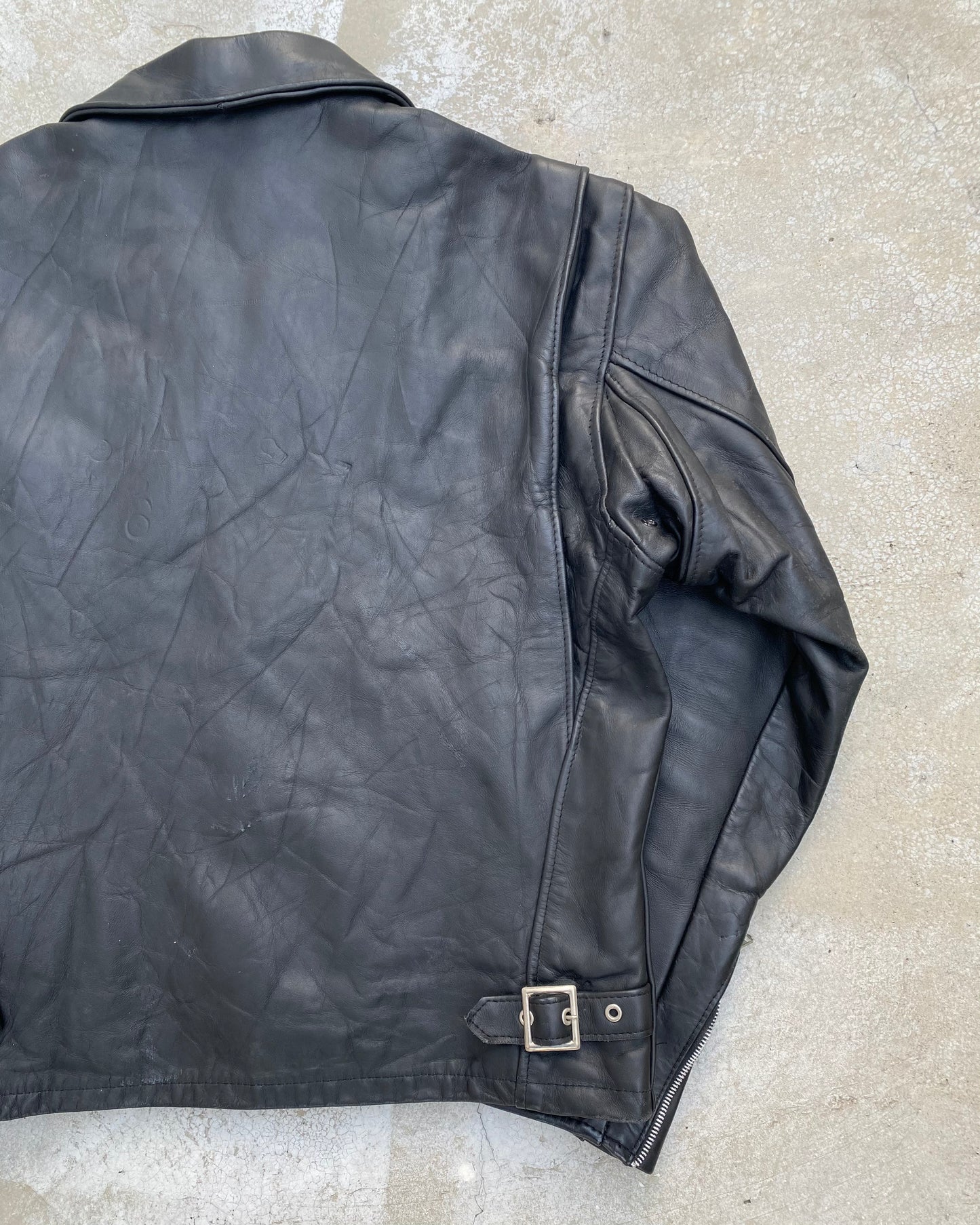 1970S SCHOTT BLACK LEATHER JACKET (M/L)