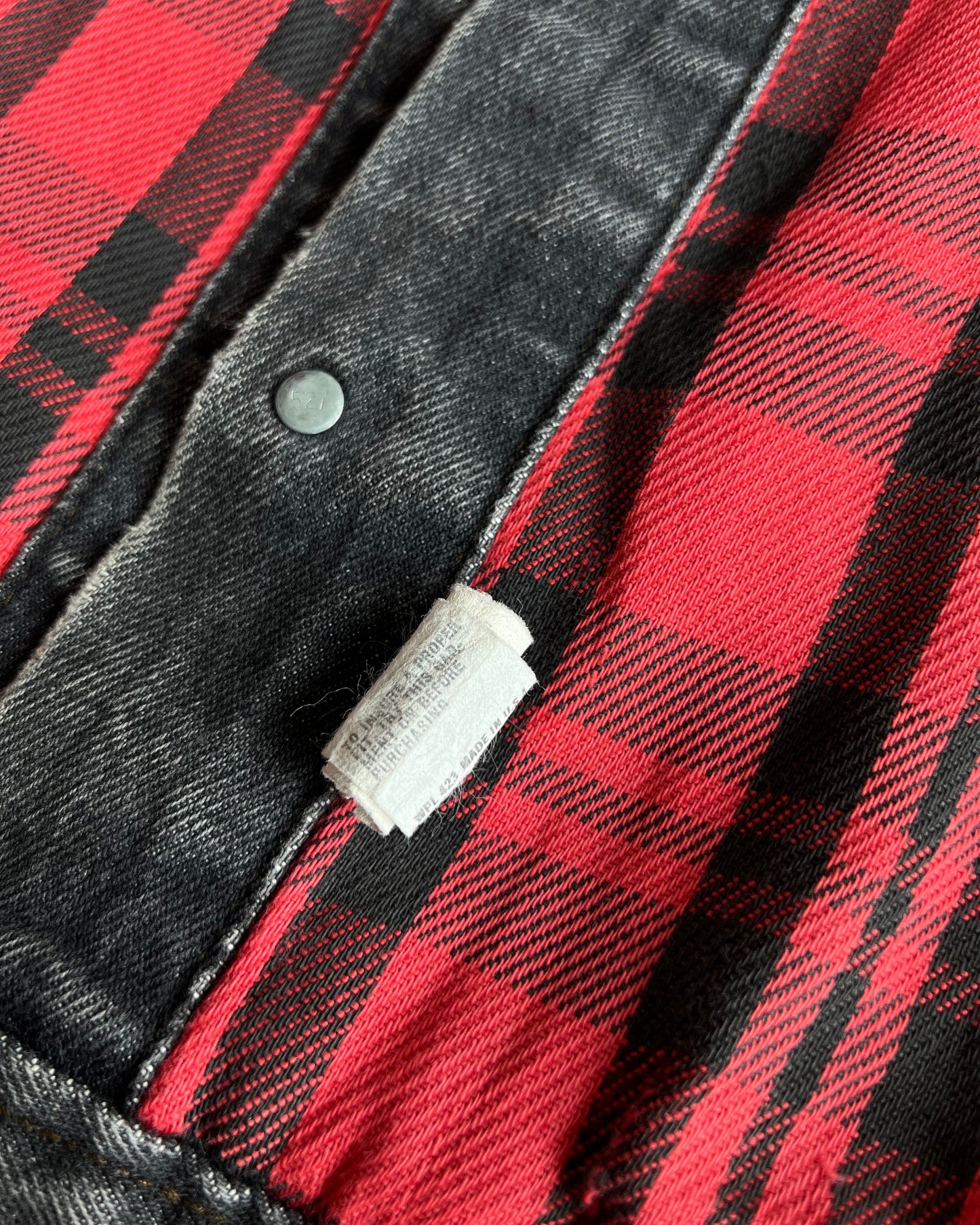 1980S FADED BLACK LEVI'S TYPE III REVERSIBLE TRUCKER DENIM JACKET (L)
