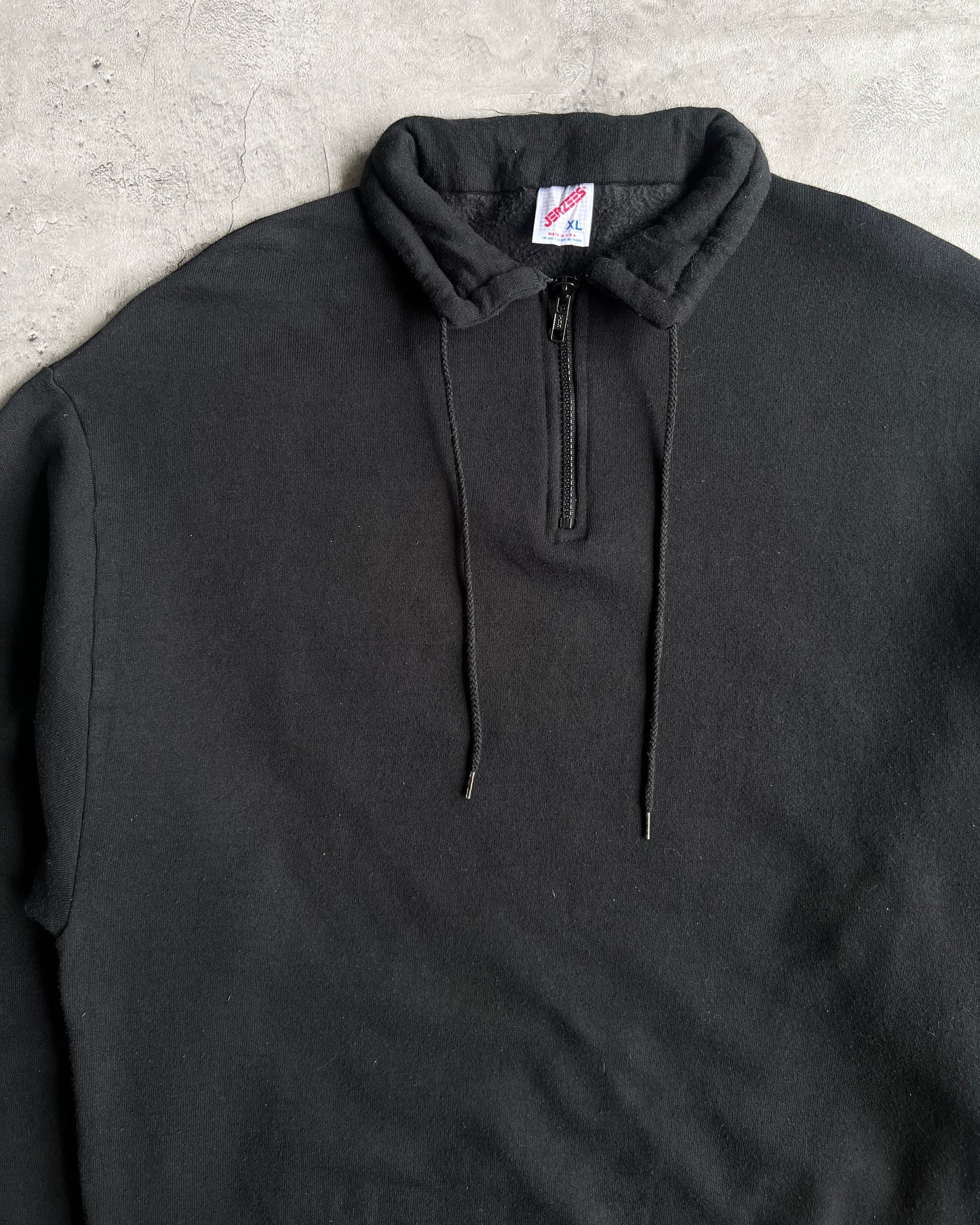 1990S BLACK JERZEES HALF-ZIP SWEATSHIRT (M/L)
