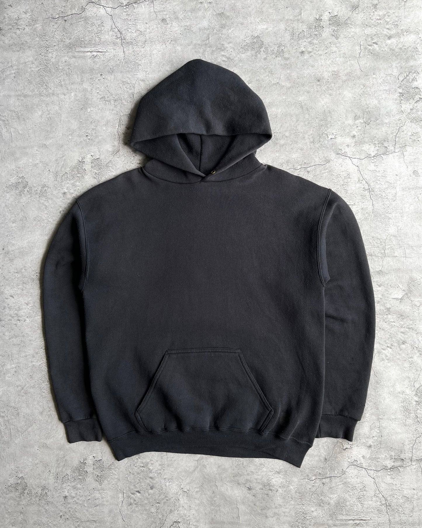 1990S FADED BLACK DISCUS ATHLETIC BLACK BLANK HOODIE (L)