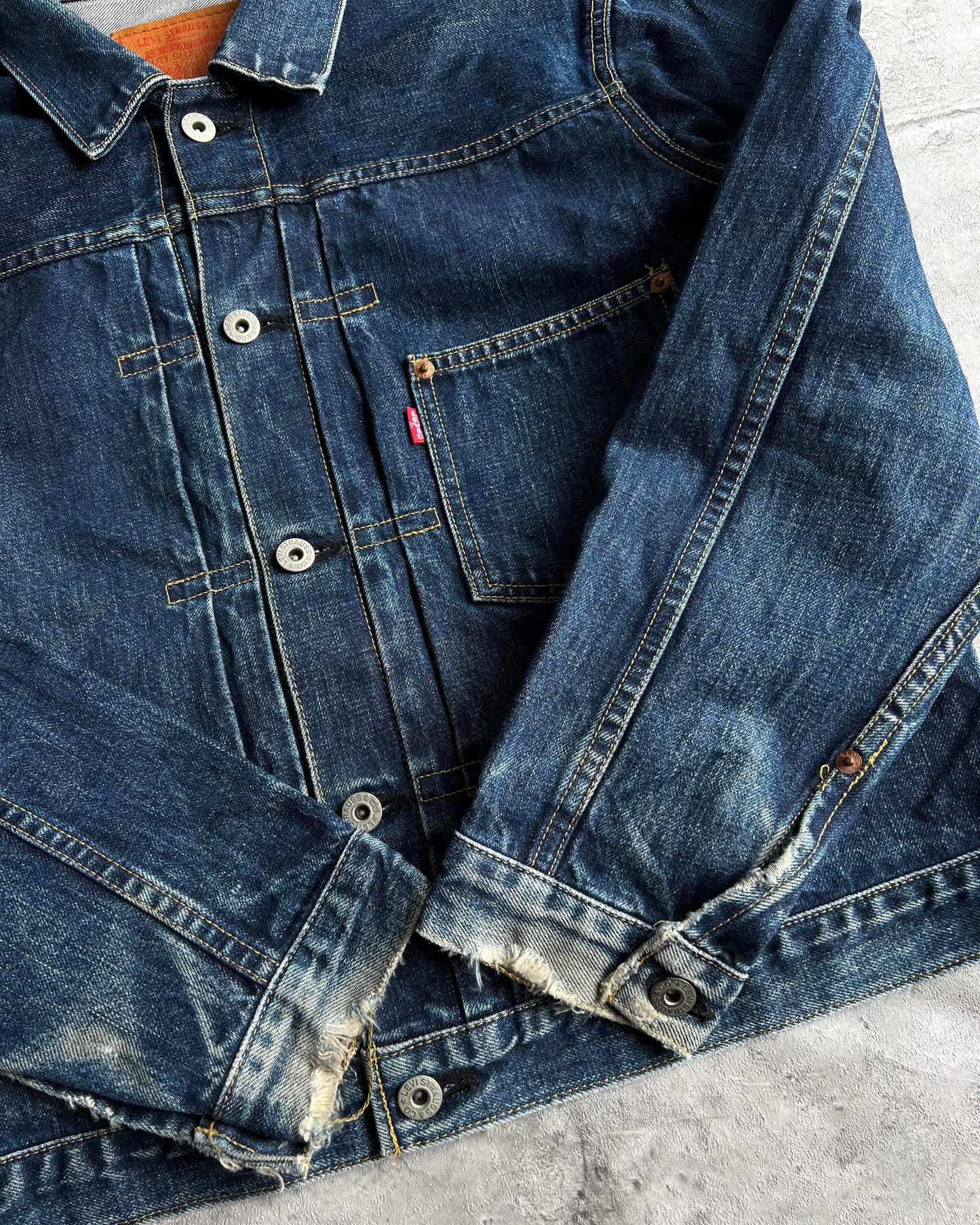 1990S DARK WASHED BIG E LEVI'S TYPE I DENIM JACKET (M/L)