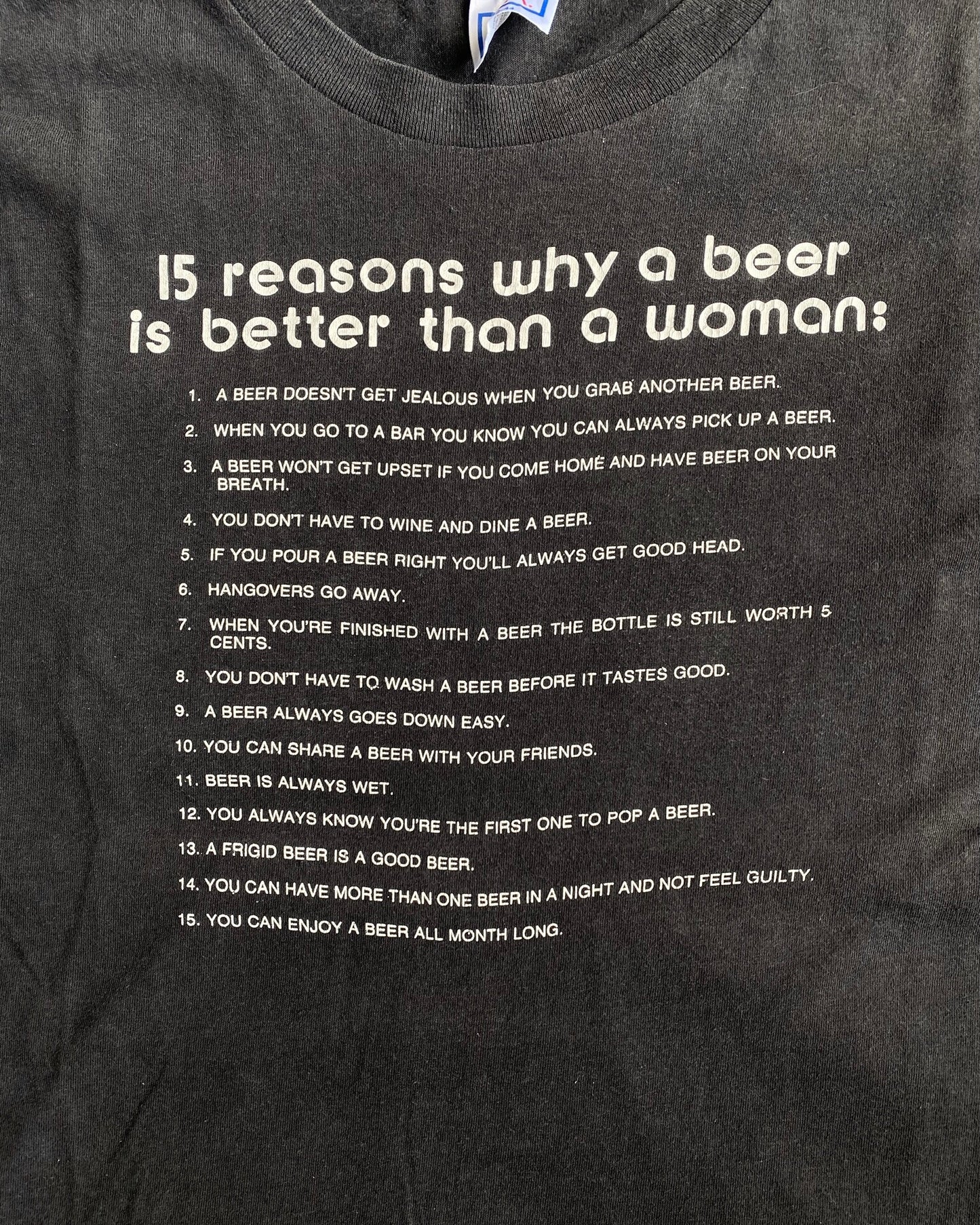 1980S ‘15 REASONS WHY A BEER IS BETTER THAN A WOMAN’ TEE (L)