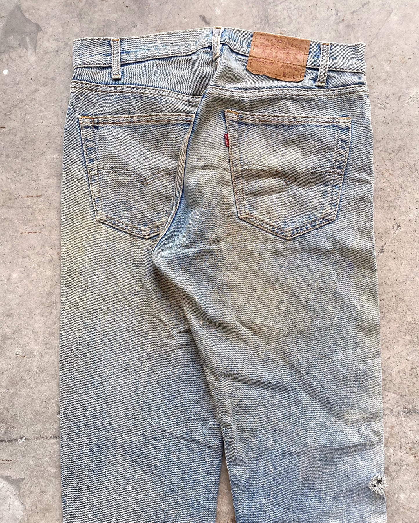 1970S MUD WASHED LEVI'S 505 JEANS (33X32)