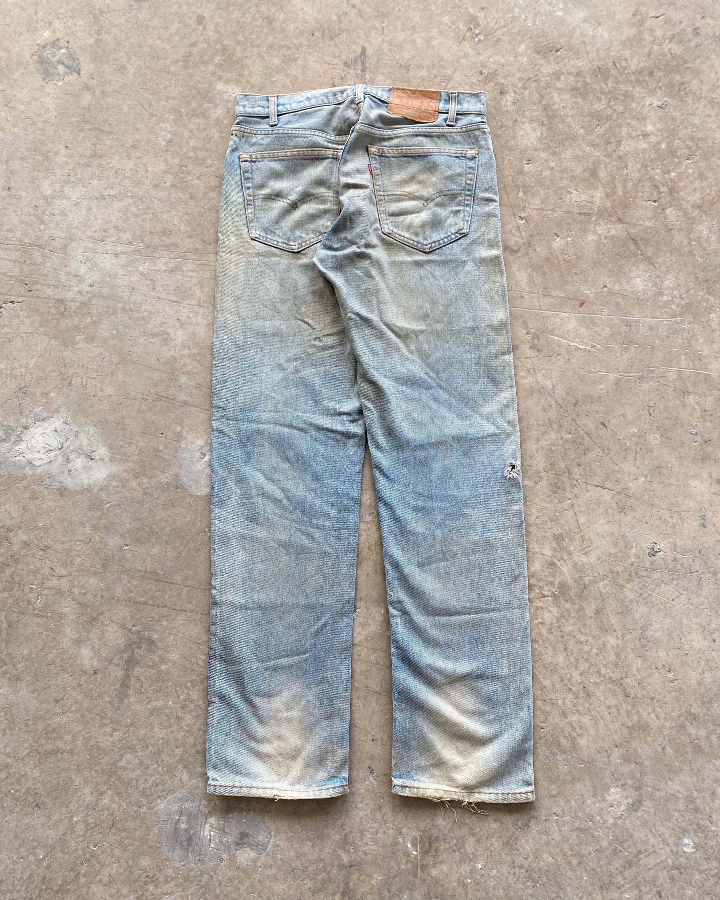 1970S MUD WASHED LEVI'S 505 JEANS (33X32)