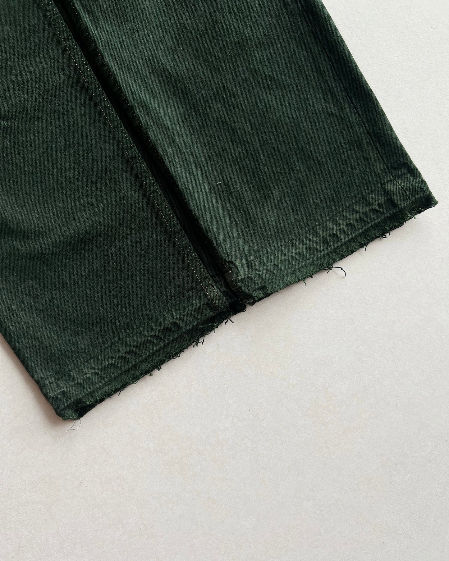1990S DARK GREEN LEVI'S 501 RELEASE HEM JEANS (32X32)