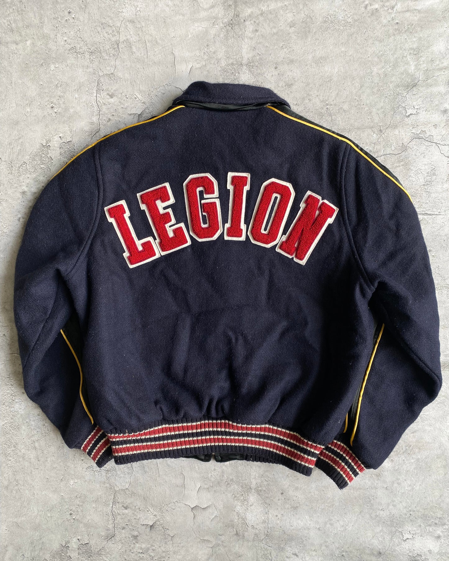 1990S/2000S REVERSIBLE VARSITY/SUKAJAN JACKET (M)