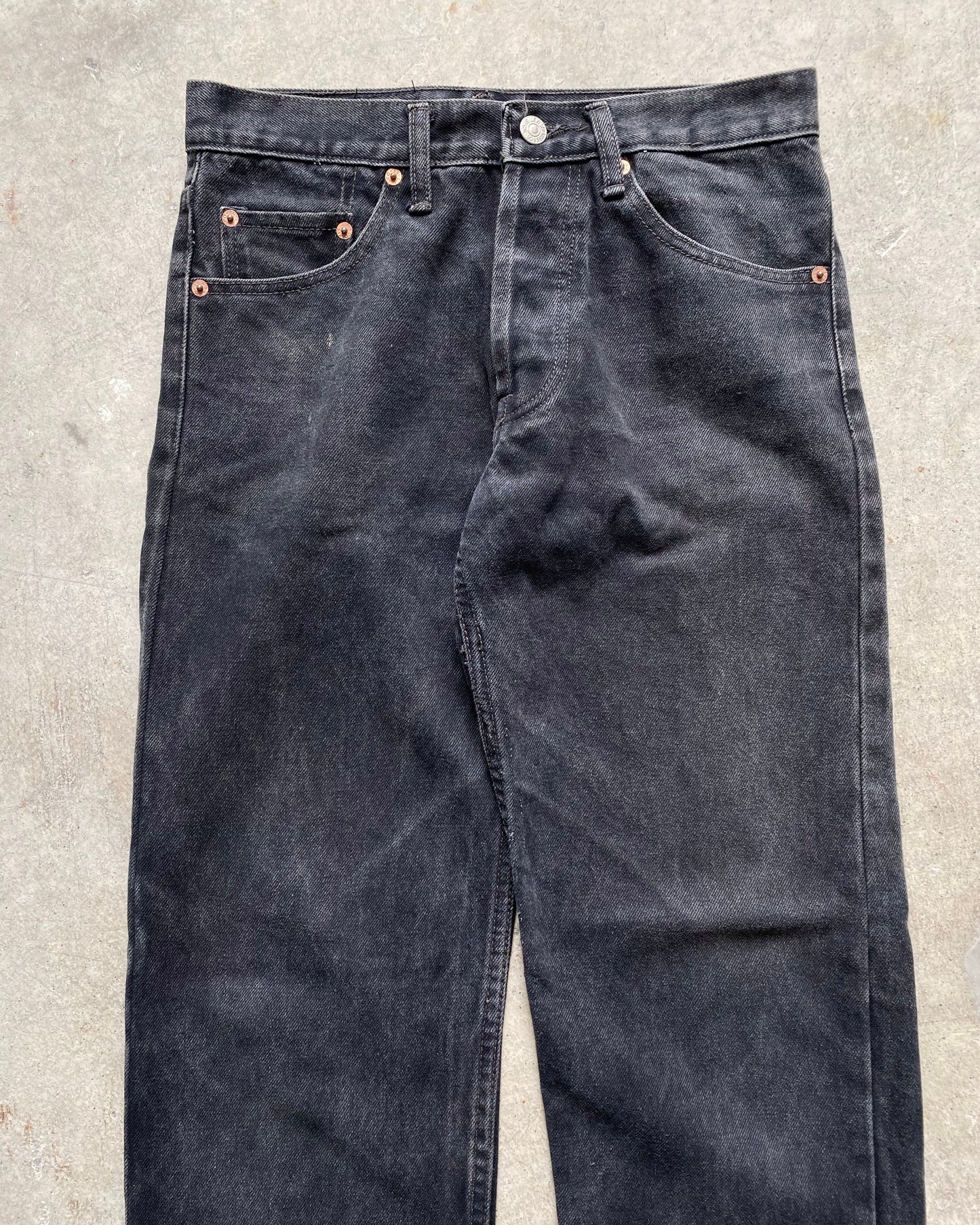 1990S BLACK LEVI'S 501 RELEASE HEM JEANS (28X34)