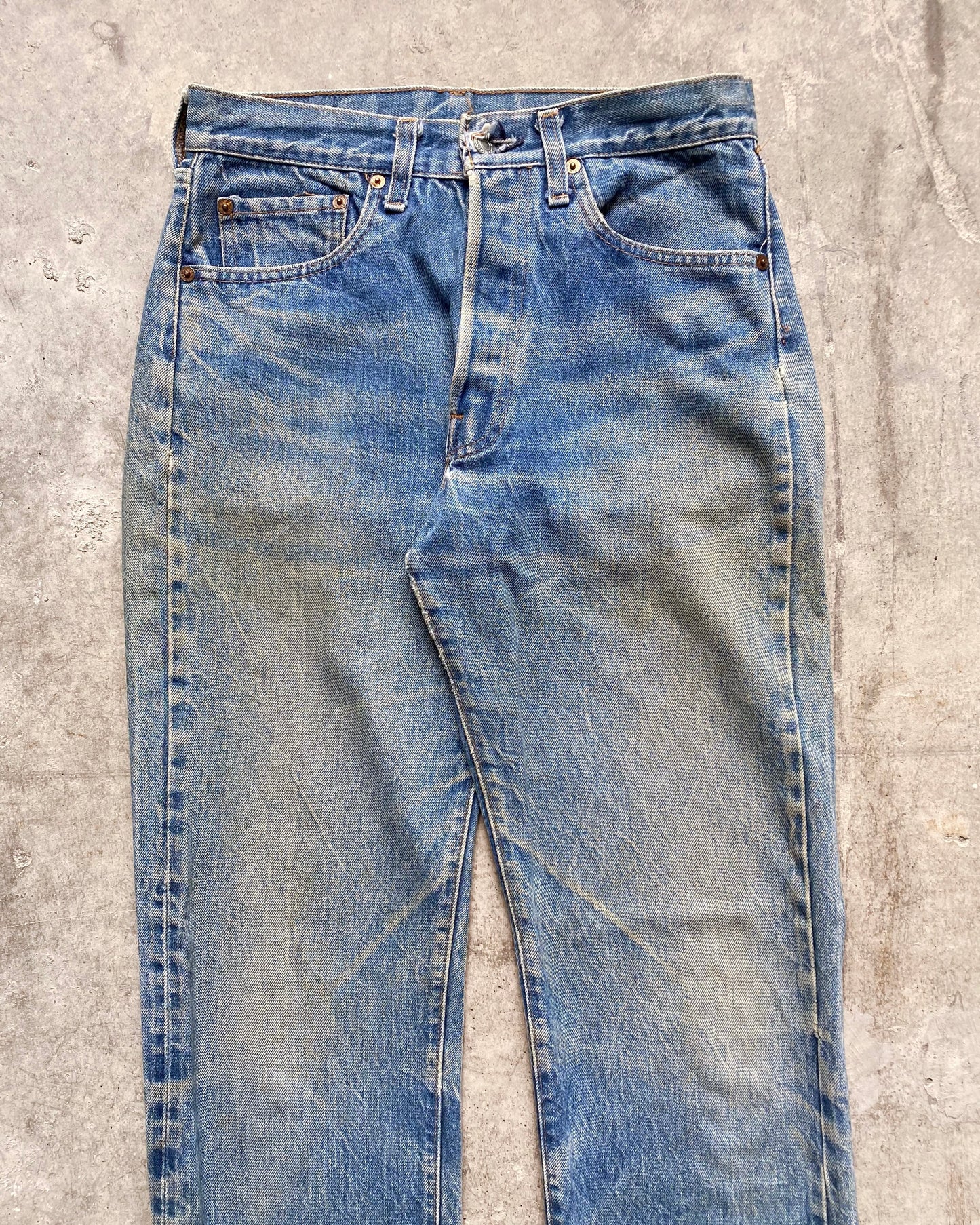 1980S FADED MUD WASHED LEVI'S 501 SELVEDGE JEANS (30X32)