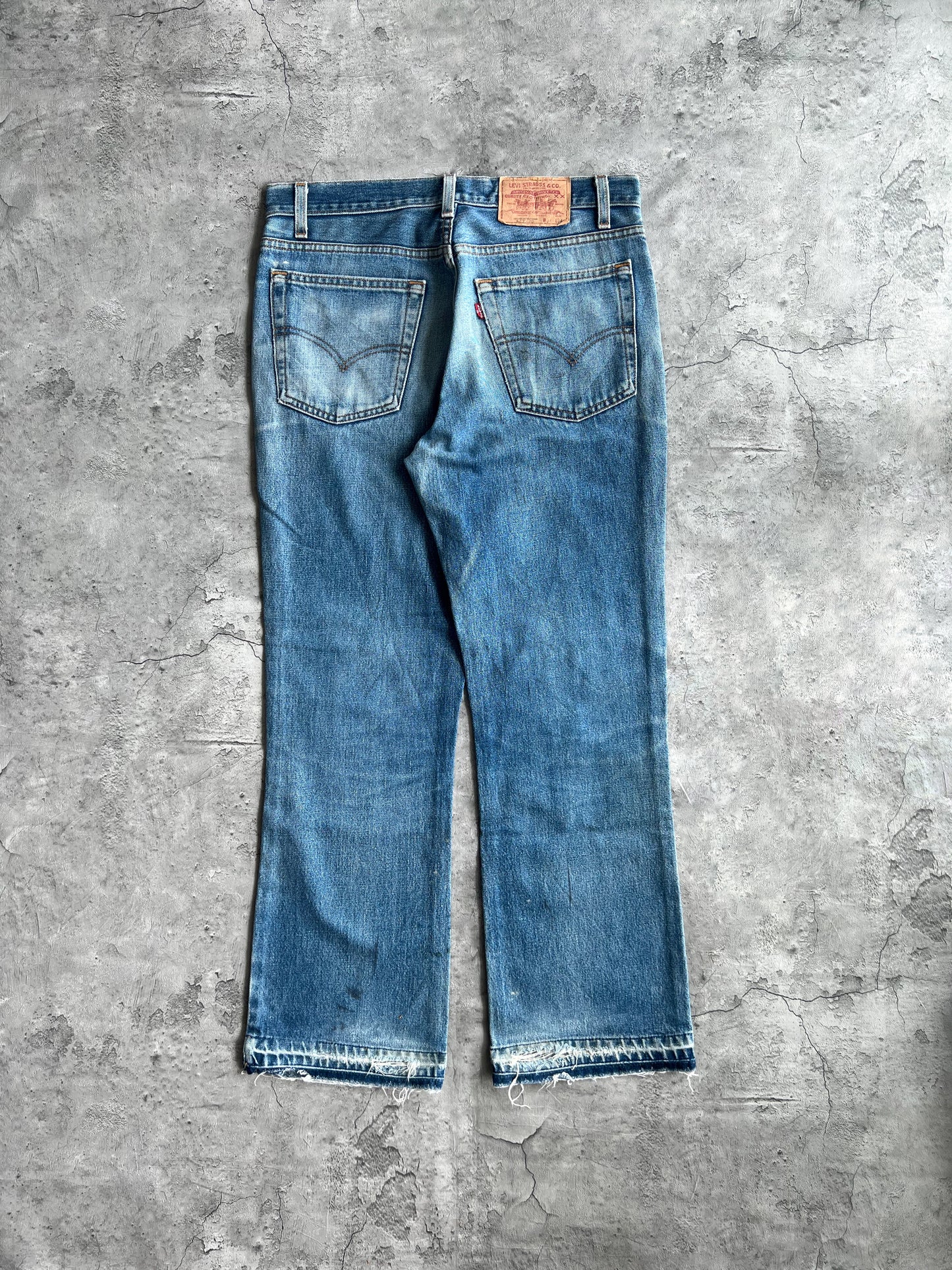 1990S FADED WASHED LEVI'S 517 FLARE JEANS (34X34)