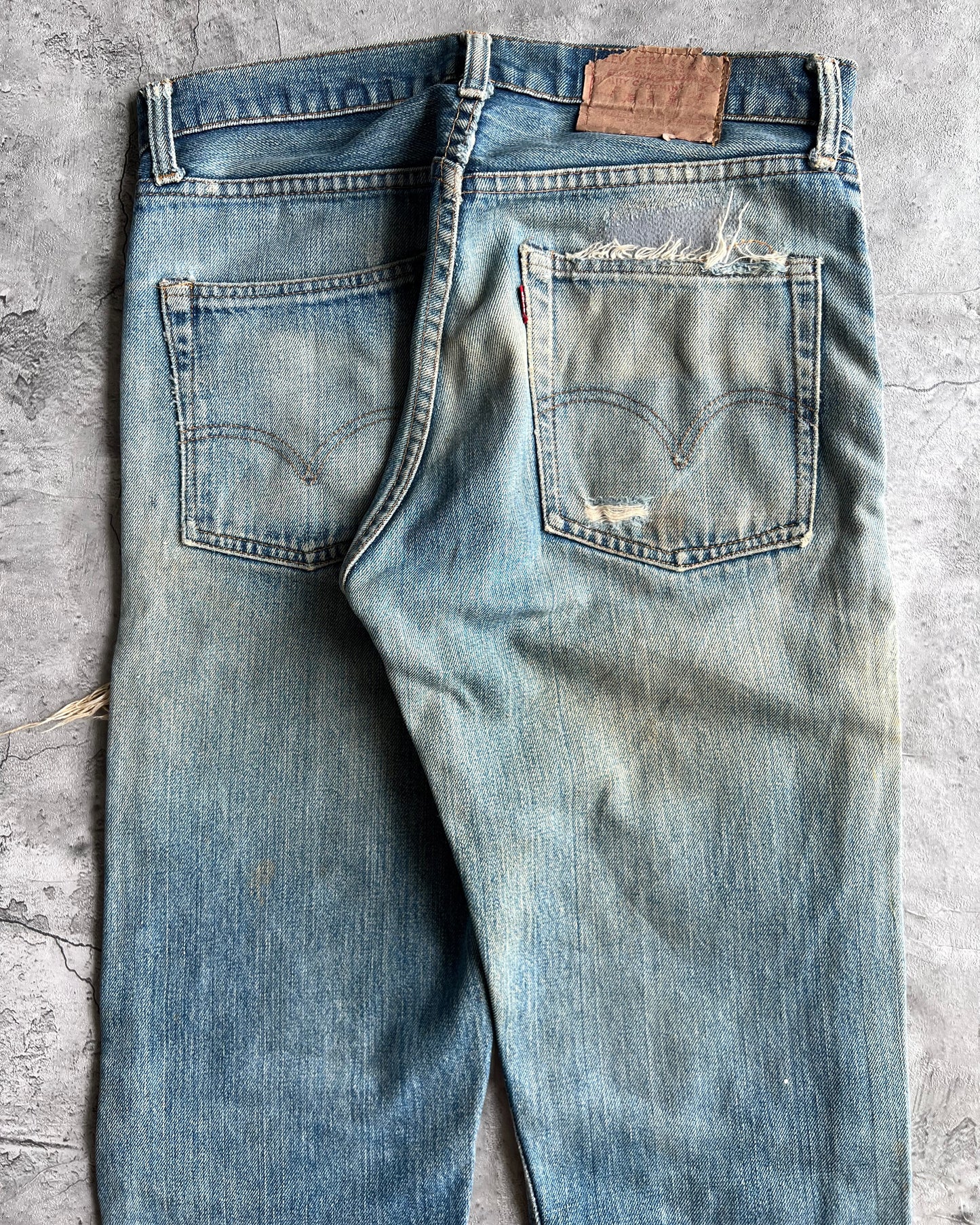 1970S FADED WASHED LEVI'S 505 REPAIRED JEANS (31X31)